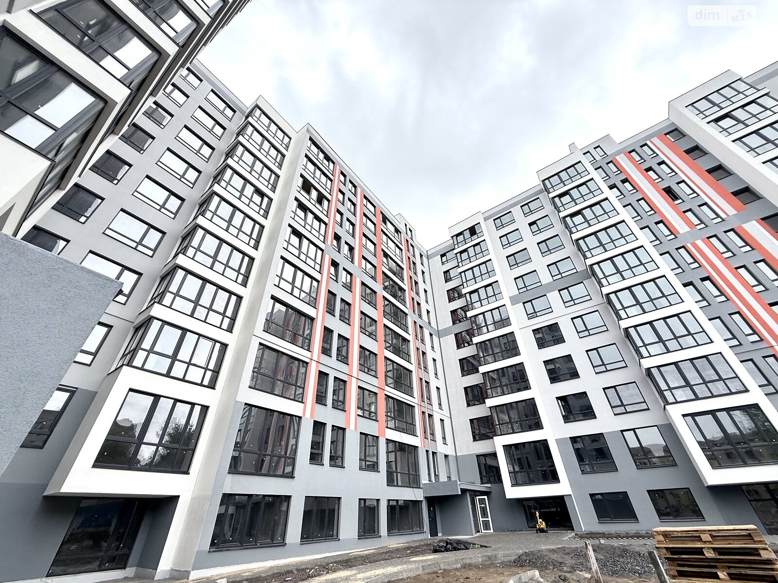 Продажа двухкомнатной квартиры в Виннице, на ул. Привокзальная 30, район Старый город фото 1 Продажа двухкомнатной квартиры в Виннице, на ул. Привокзальная 30, район Старый город фото 1