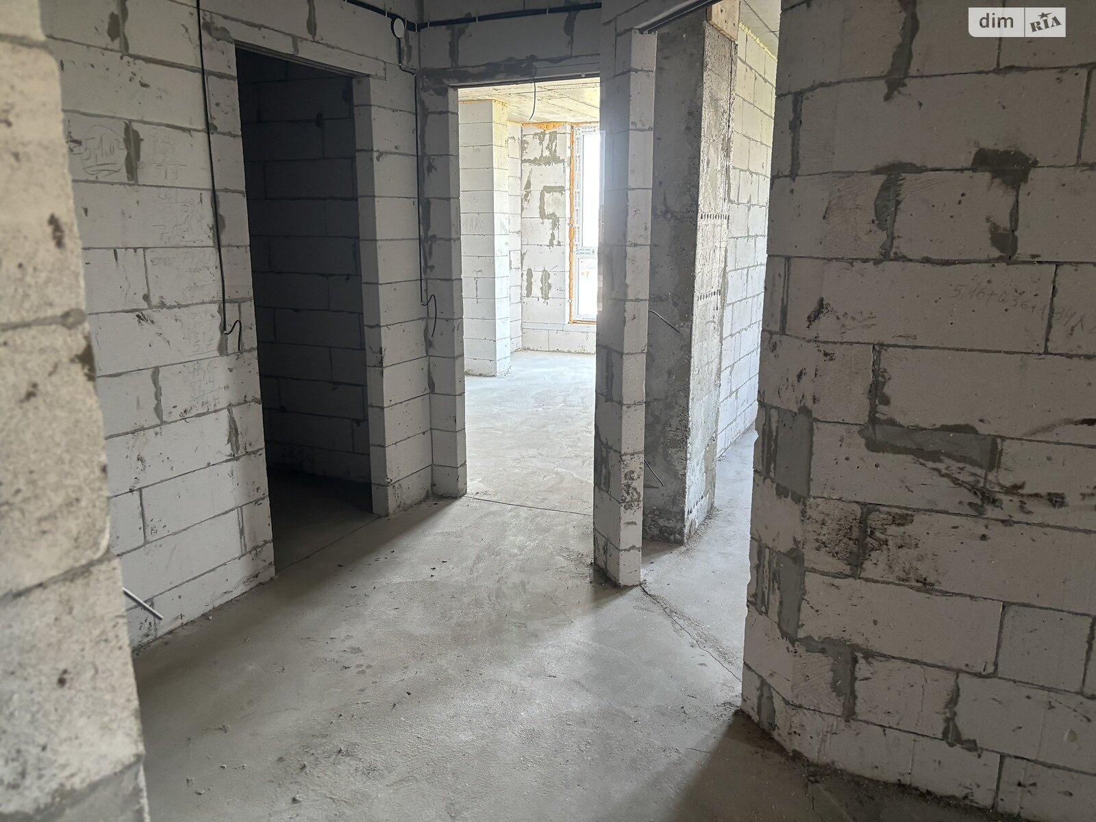 Продаж трикімнатної квартири в Вінниці, на вул. Привокзальна, район Старе місто фото 1 Продаж трикімнатної квартири в Вінниці, на вул. Привокзальна, район Старе місто фото 1