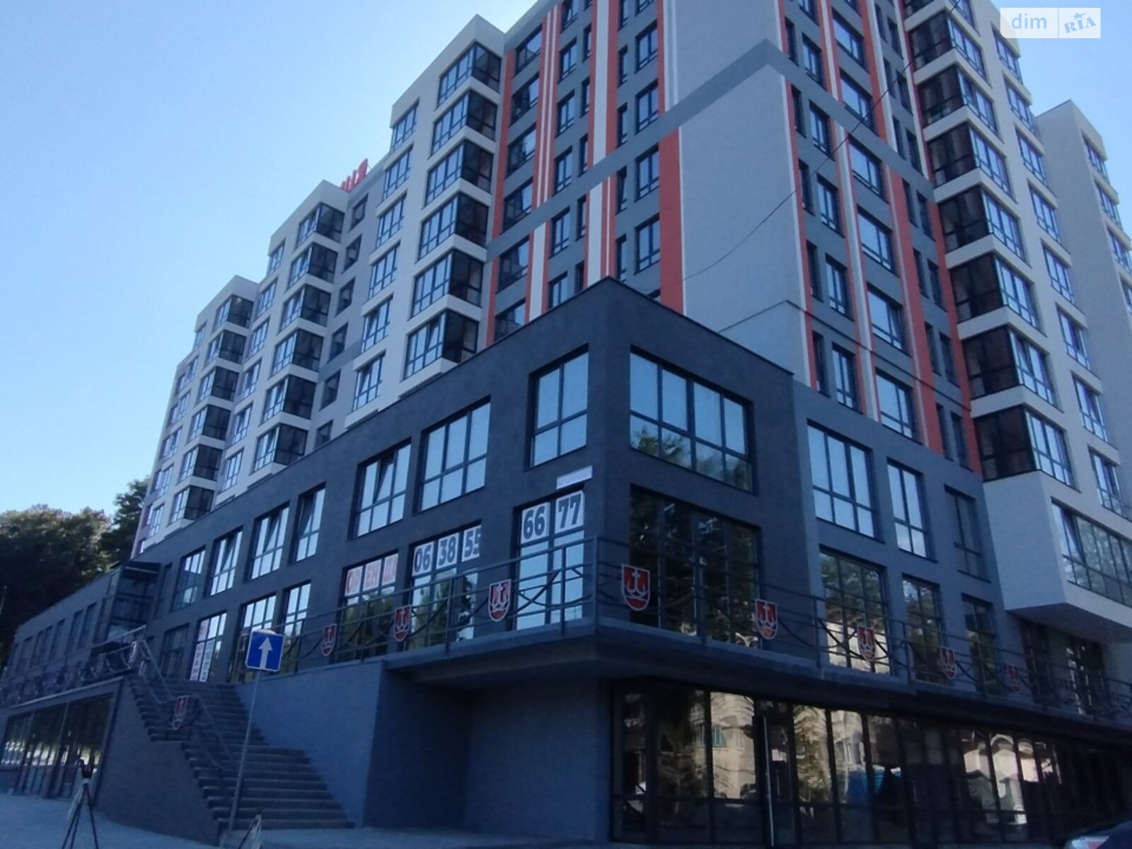 Продаж трикімнатної квартири в Вінниці, на вул. Привокзальна 30, район Старе місто фото 1 Продаж трикімнатної квартири в Вінниці, на вул. Привокзальна 30, район Старе місто фото 1