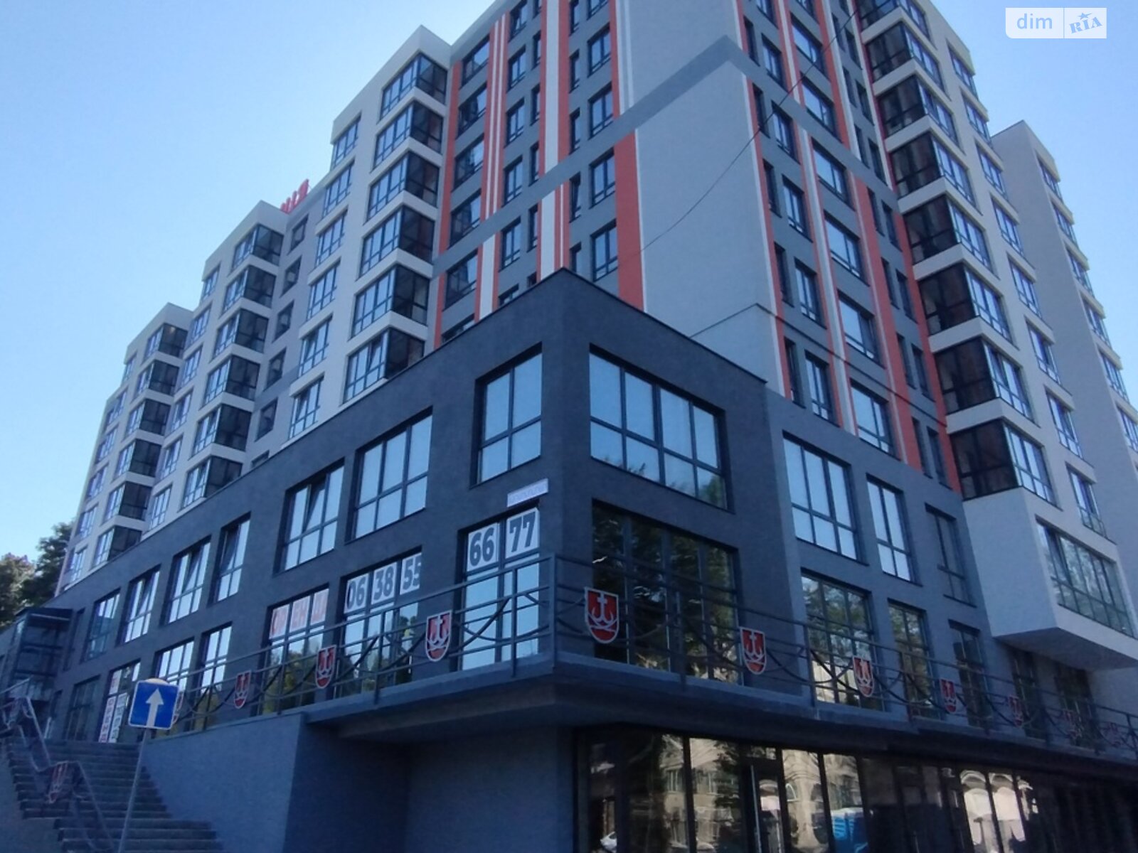 Продаж трикімнатної квартири в Вінниці, на вул. Привокзальна 30, район Старе місто фото 1 Продаж трикімнатної квартири в Вінниці, на вул. Привокзальна 30, район Старе місто фото 1