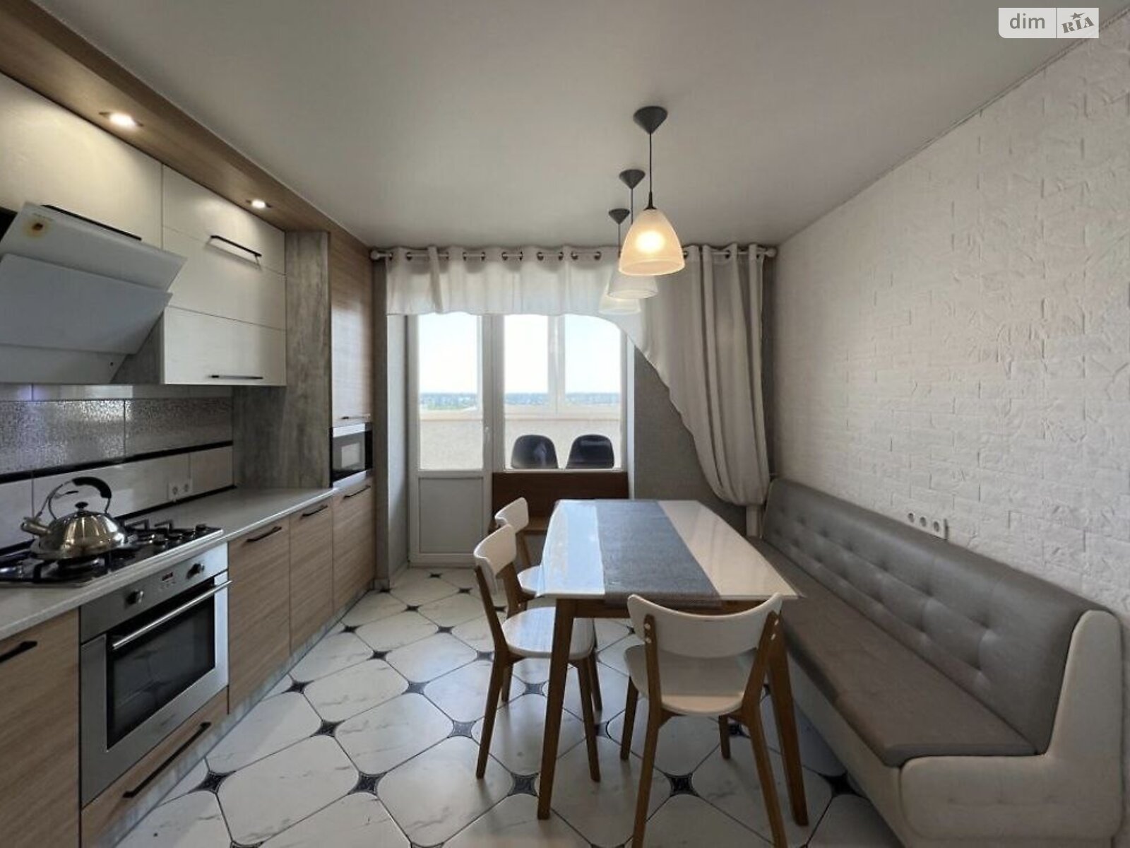 Продажа трехкомнатной квартиры в Виннице, на ул. Якова Галчевского, район Старый город фото 1 Продажа трехкомнатной квартиры в Виннице, на ул. Якова Галчевского, район Старый город фото 1