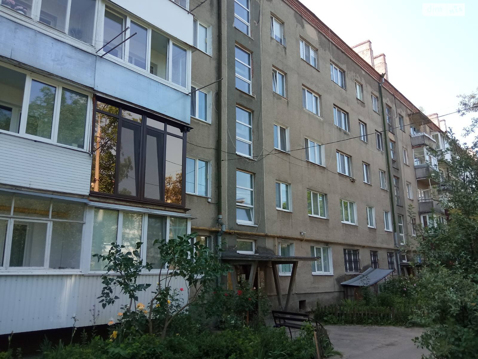 Продаж трикімнатної квартири в Вінниці, на вул. Князів Коріатовичів 184, район Свердловський масив фото 1 Продаж трикімнатної квартири в Вінниці, на вул. Князів Коріатовичів 184, район Свердловський масив фото 1