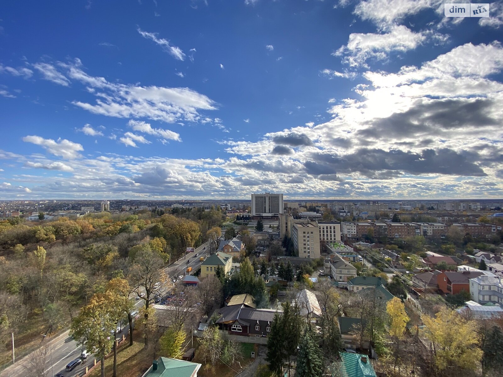 Продаж трикімнатної квартири в Вінниці, на вул. Магістратська, район Центр фото 1 Продаж трикімнатної квартири в Вінниці, на вул. Магістратська, район Центр фото 1