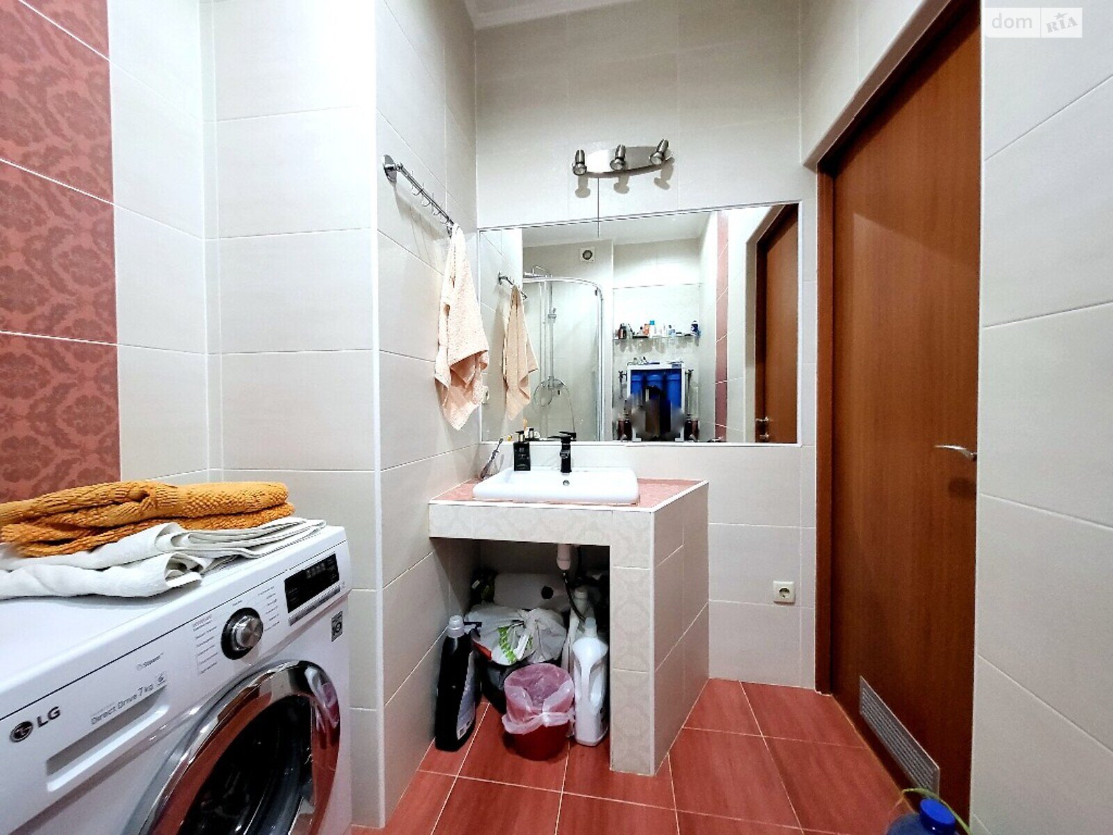 Продаж трикімнатної квартири в Вінниці, на вул. Малиновського 25, район Центр фото 1 Продаж трикімнатної квартири в Вінниці, на вул. Малиновського 25, район Центр фото 1
