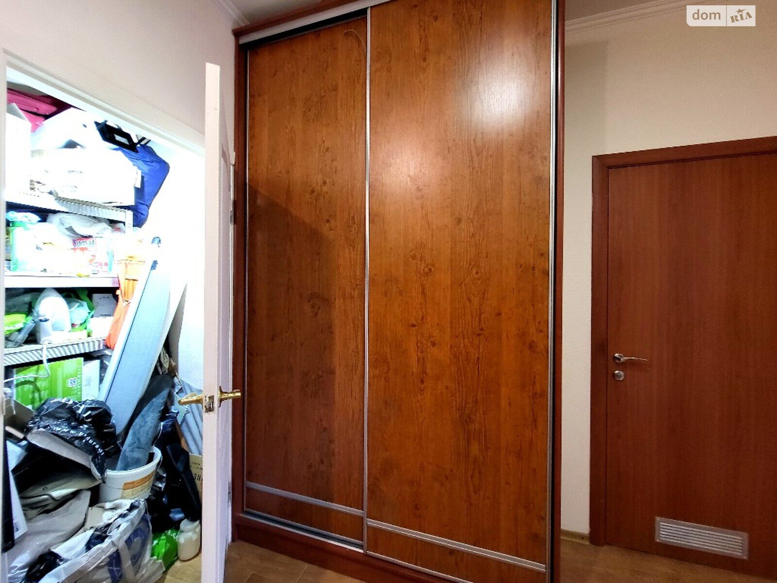 Продаж трикімнатної квартири в Вінниці, на вул. Малиновського 25, район Центр фото 1 Продаж трикімнатної квартири в Вінниці, на вул. Малиновського 25, район Центр фото 1