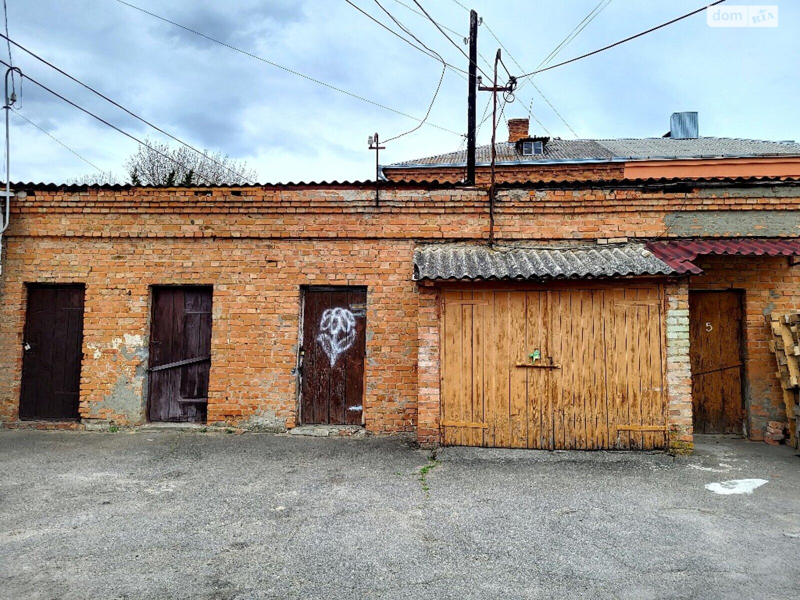 Продаж трикімнатної квартири в Вінниці, на вул. Малиновського 25, район Центр фото 1 Продаж трикімнатної квартири в Вінниці, на вул. Малиновського 25, район Центр фото 1