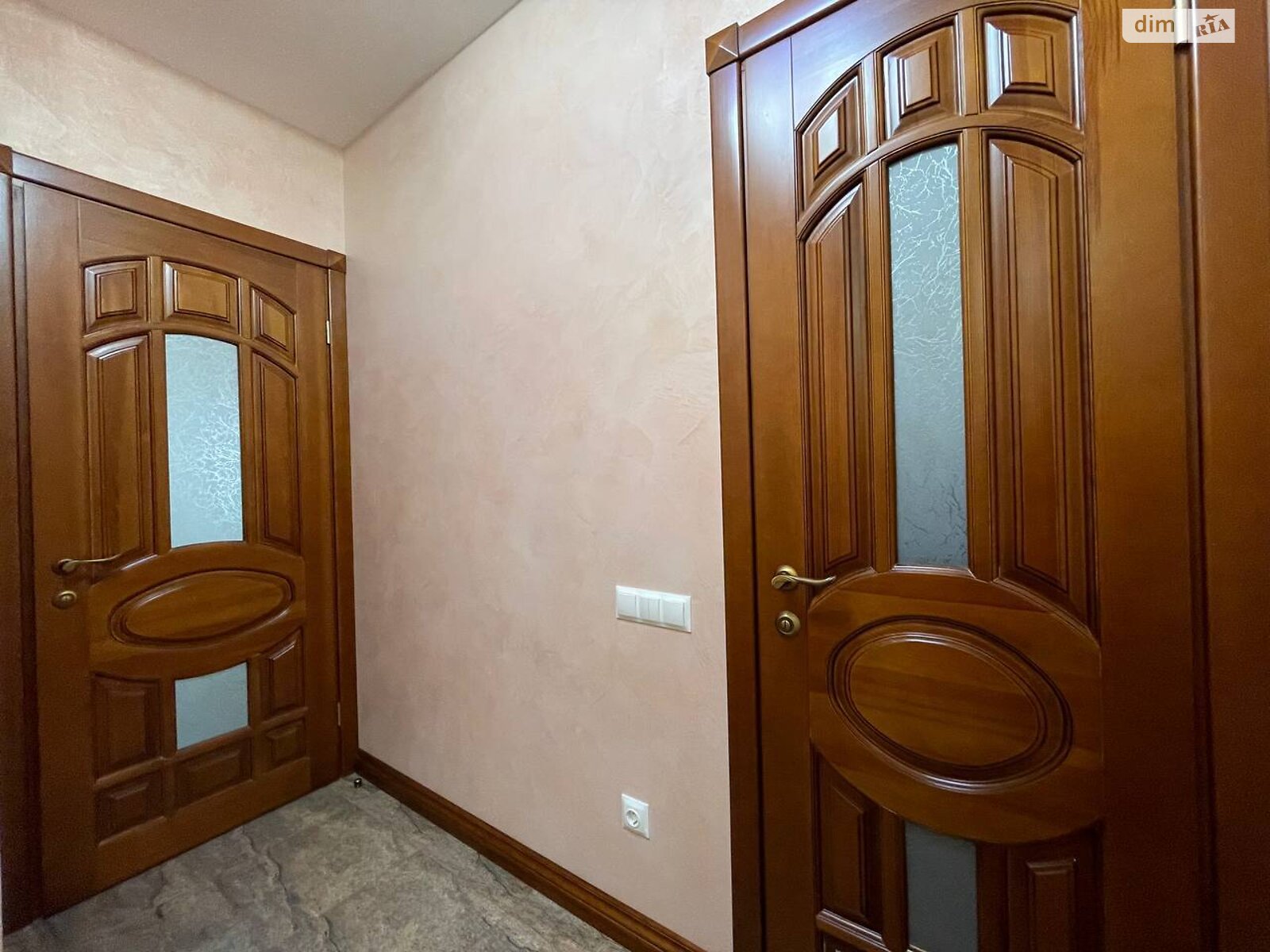 Продажа трехкомнатной квартиры в Виннице, на ул. Степана Бандеры 9, район Центр фото 1 Продажа трехкомнатной квартиры в Виннице, на ул. Степана Бандеры 9, район Центр фото 1