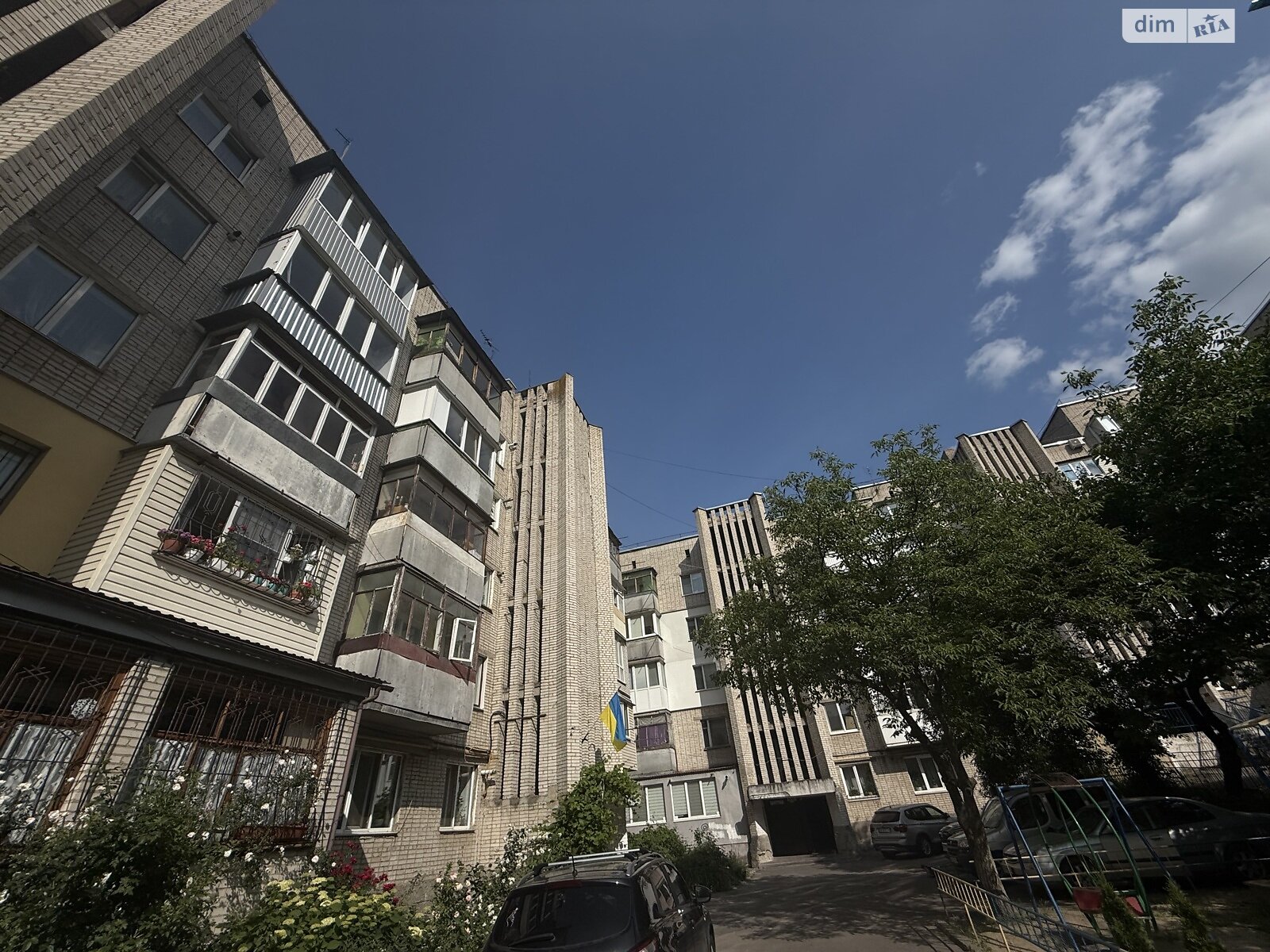 Продаж трикімнатної квартири в Вінниці, на вул. Хлібна, район Центр фото 1