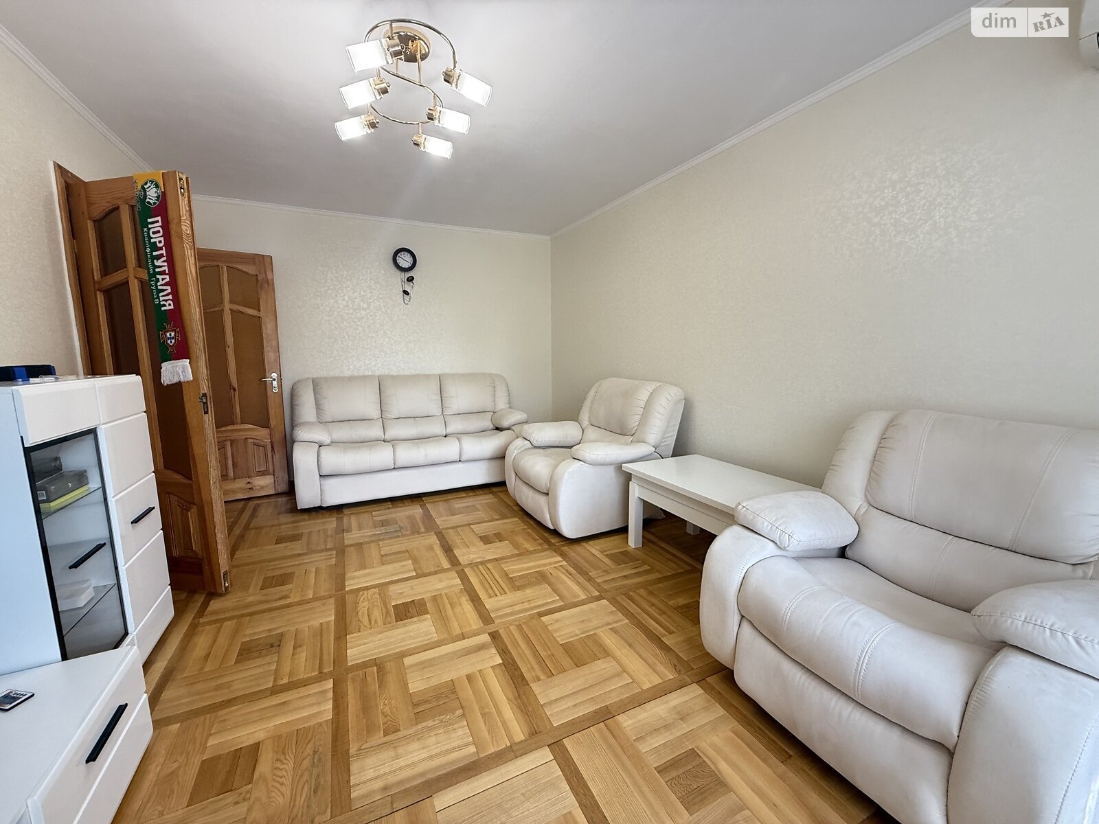 Продаж трикімнатної квартири в Вінниці, на вул. Хлібна, район Центр фото 1