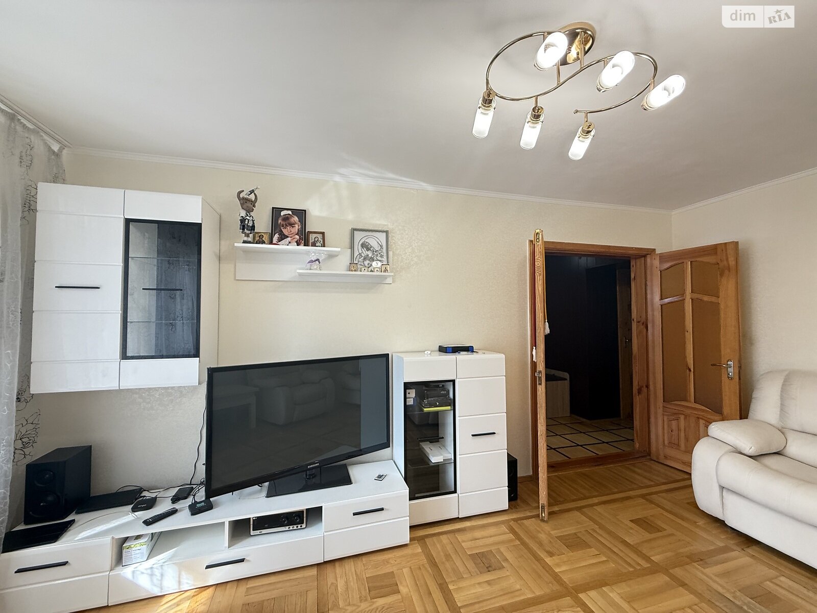 Продаж трикімнатної квартири в Вінниці, на вул. Хлібна, район Центр фото 1