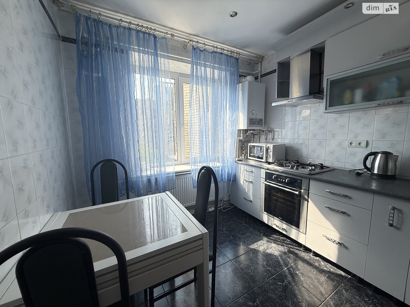 Продаж трикімнатної квартири в Вінниці, на вул. Хлібна, район Центр фото 1