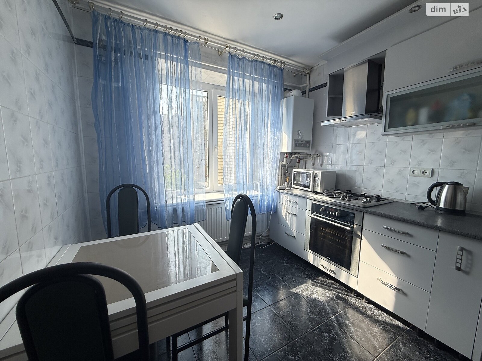 Продаж трикімнатної квартири в Вінниці, на вул. Хлібна, район Центр фото 1