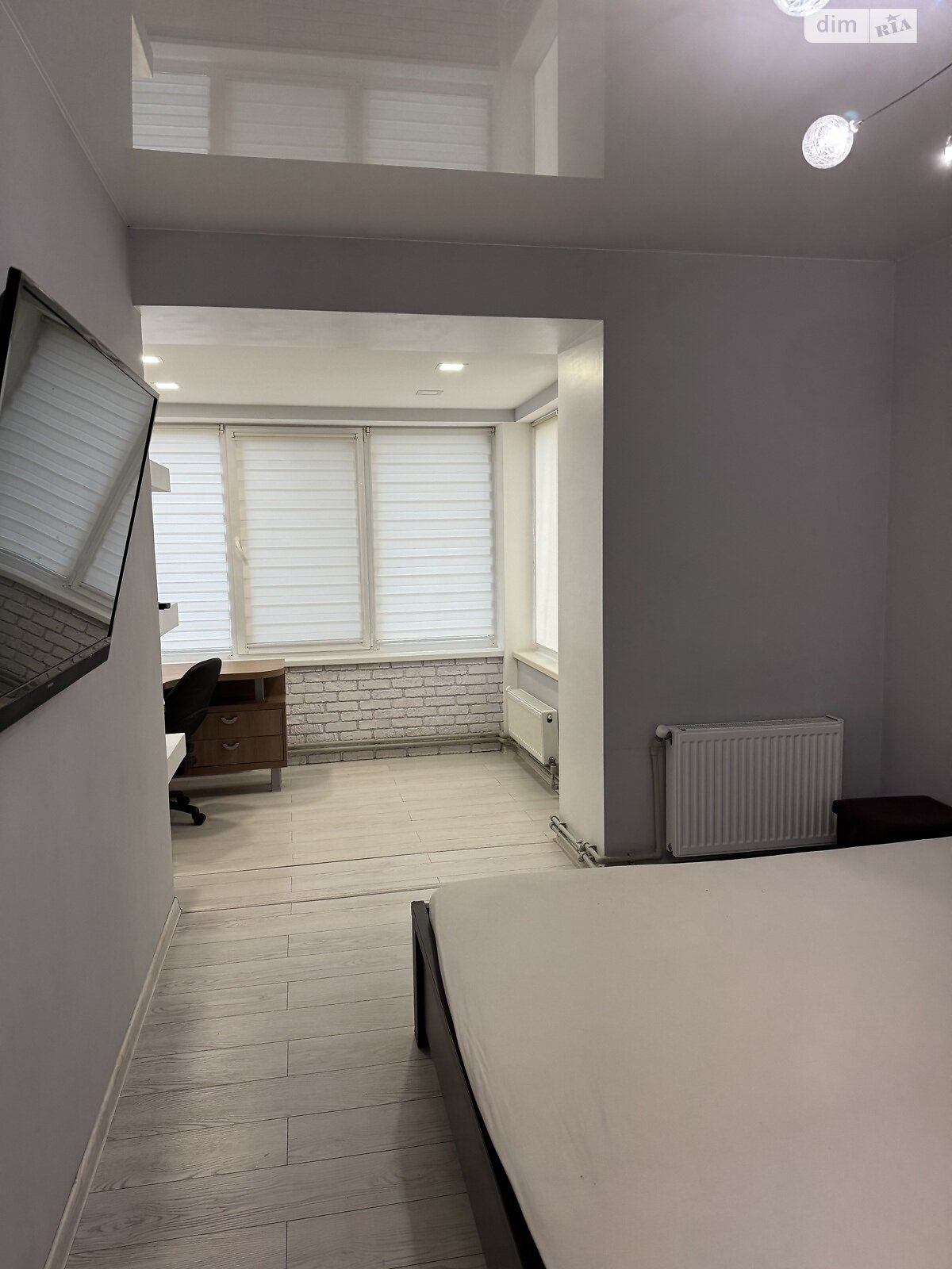Продаж однокімнатної квартири в Вінниці, на вул. Хлібна, район Центр фото 1