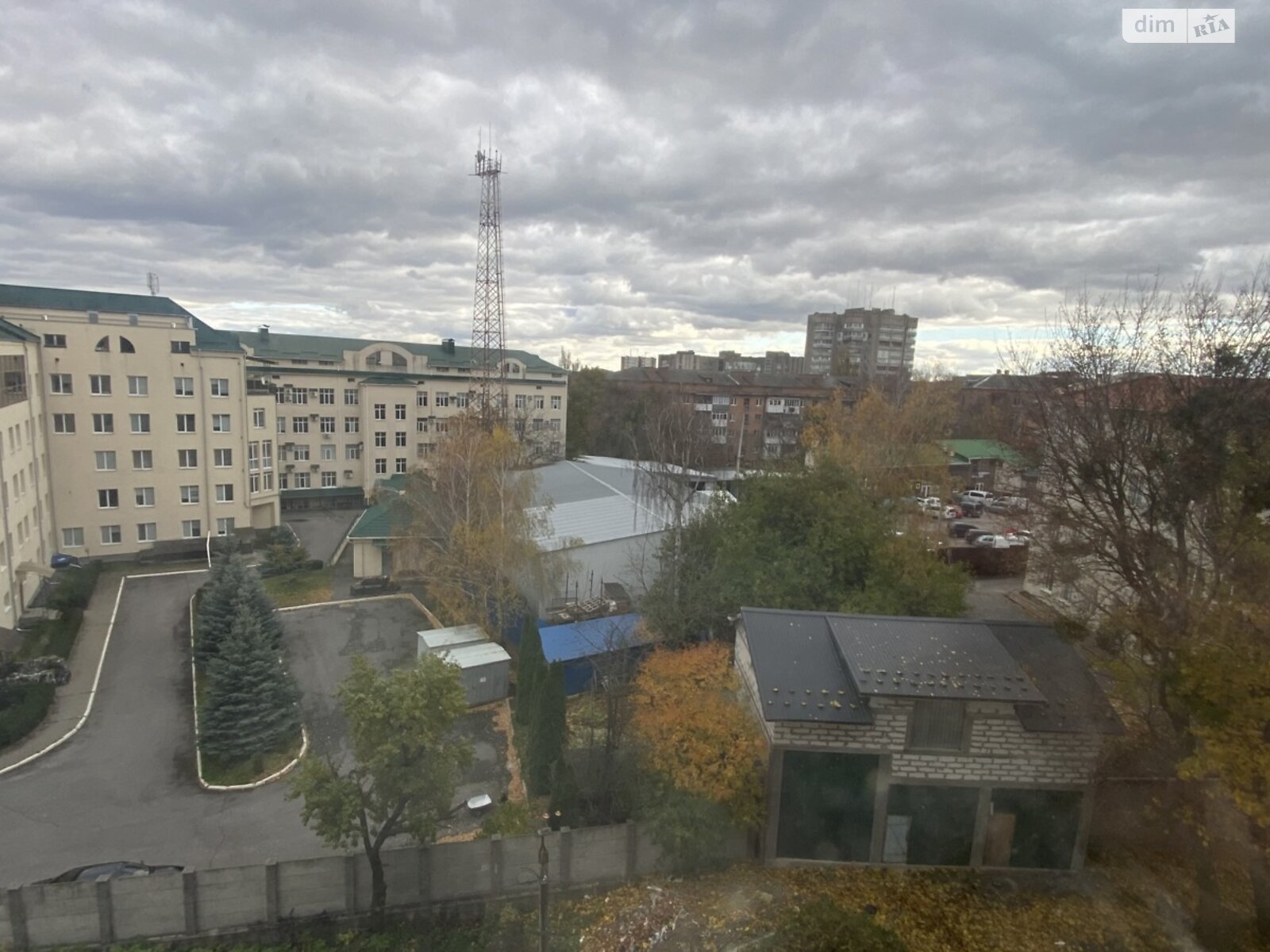 Продажа двухкомнатной квартиры в Виннице, на пл. Ивана Богуна, район Центр фото 1 Продажа двухкомнатной квартиры в Виннице, на пл. Ивана Богуна, район Центр фото 1