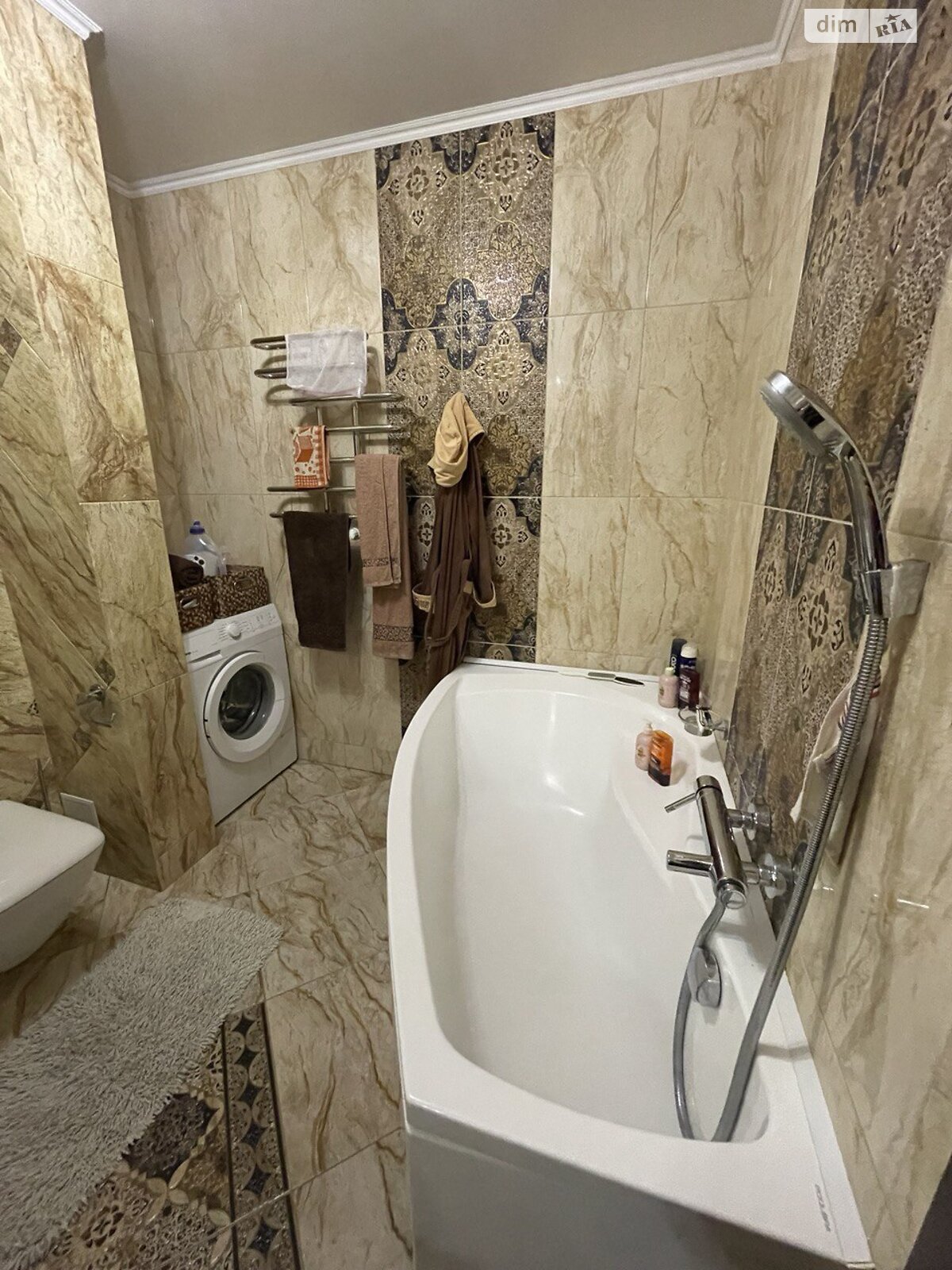 Продаж трикімнатної квартири в Вінниці, на вул. Івана Богуна, район Центр фото 1 Продаж трикімнатної квартири в Вінниці, на вул. Івана Богуна, район Центр фото 1