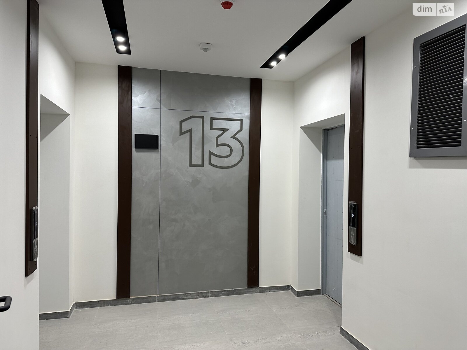Продаж трикімнатної квартири в Вінниці, на пров. Цегельний 12, район Центр фото 1 Продаж трикімнатної квартири в Вінниці, на пров. Цегельний 12, район Центр фото 1