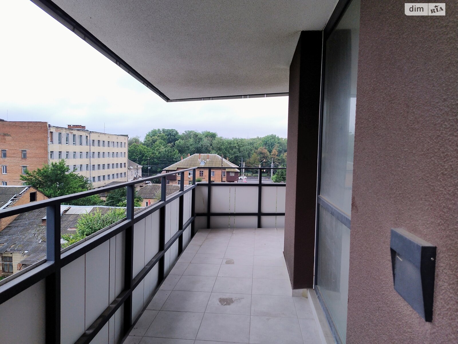 Продажа трехкомнатной квартиры в Виннице, на пер. Кирпичный 12 корпус 3, кв. 28, район Центр фото 1 Продажа трехкомнатной квартиры в Виннице, на пер. Кирпичный 12 корпус 3, кв. 28, район Центр фото 1
