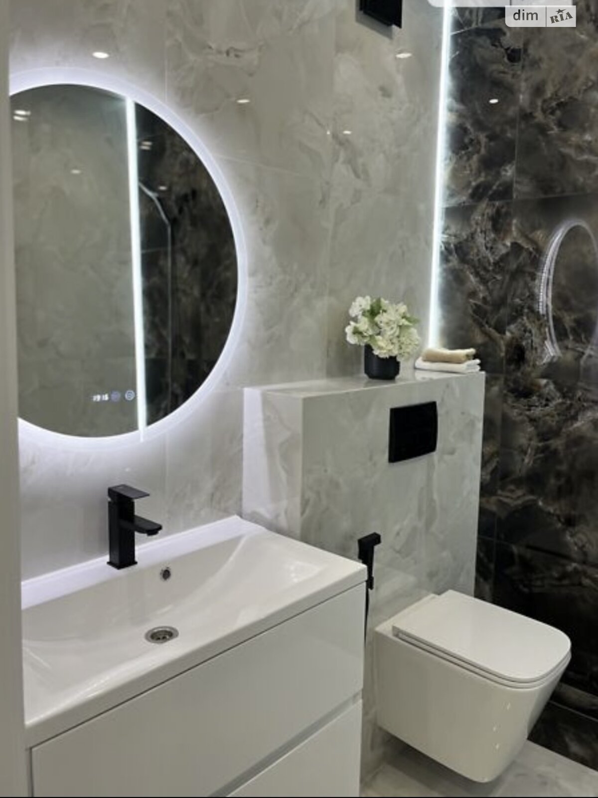 Продажа двухкомнатной квартиры в Виннице, на пер. Кирпичный 12, район Центр фото 1 Продажа двухкомнатной квартиры в Виннице, на пер. Кирпичный 12, район Центр фото 1