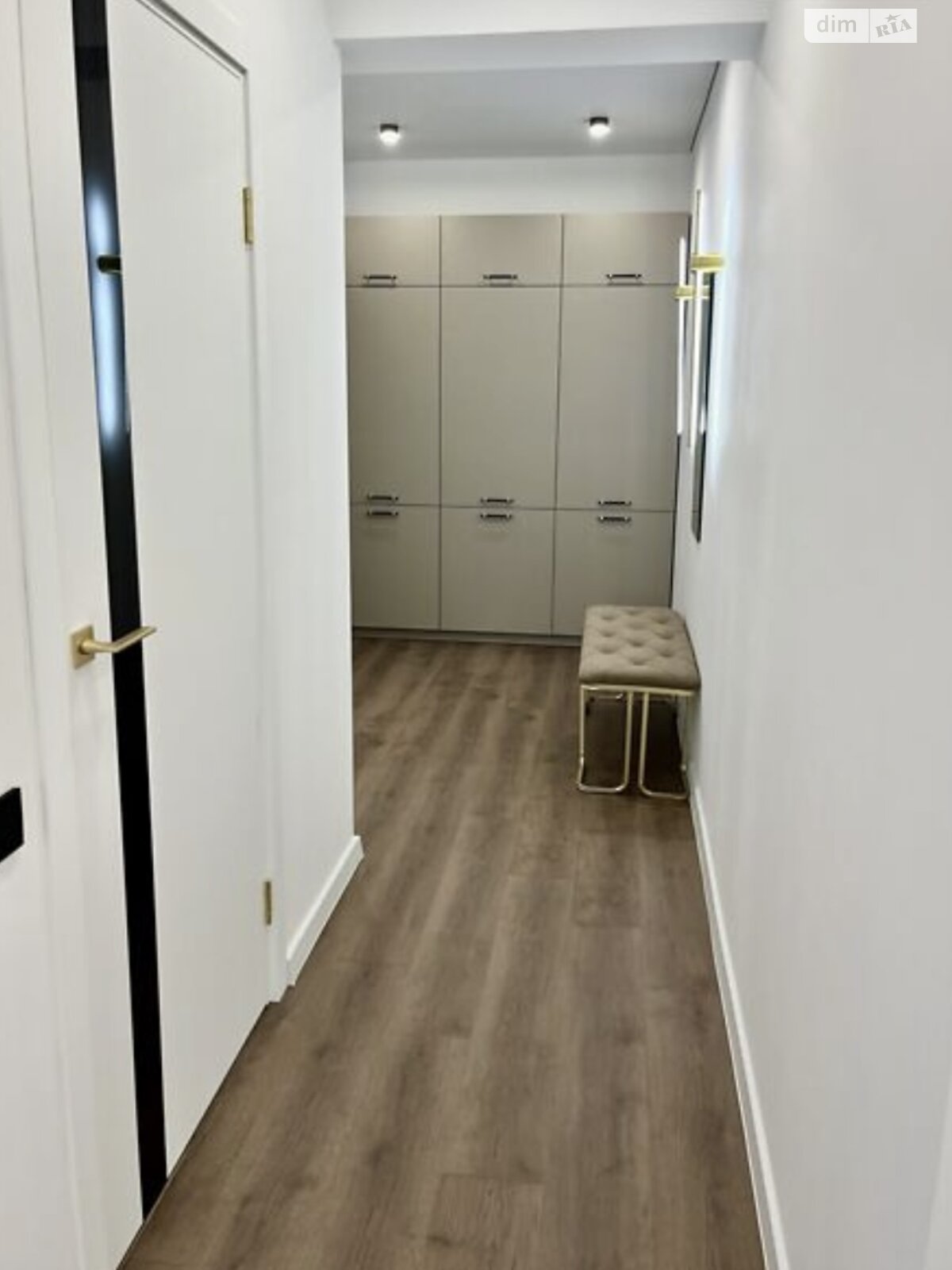 Продажа двухкомнатной квартиры в Виннице, на пер. Кирпичный 12, район Центр фото 1 Продажа двухкомнатной квартиры в Виннице, на пер. Кирпичный 12, район Центр фото 1