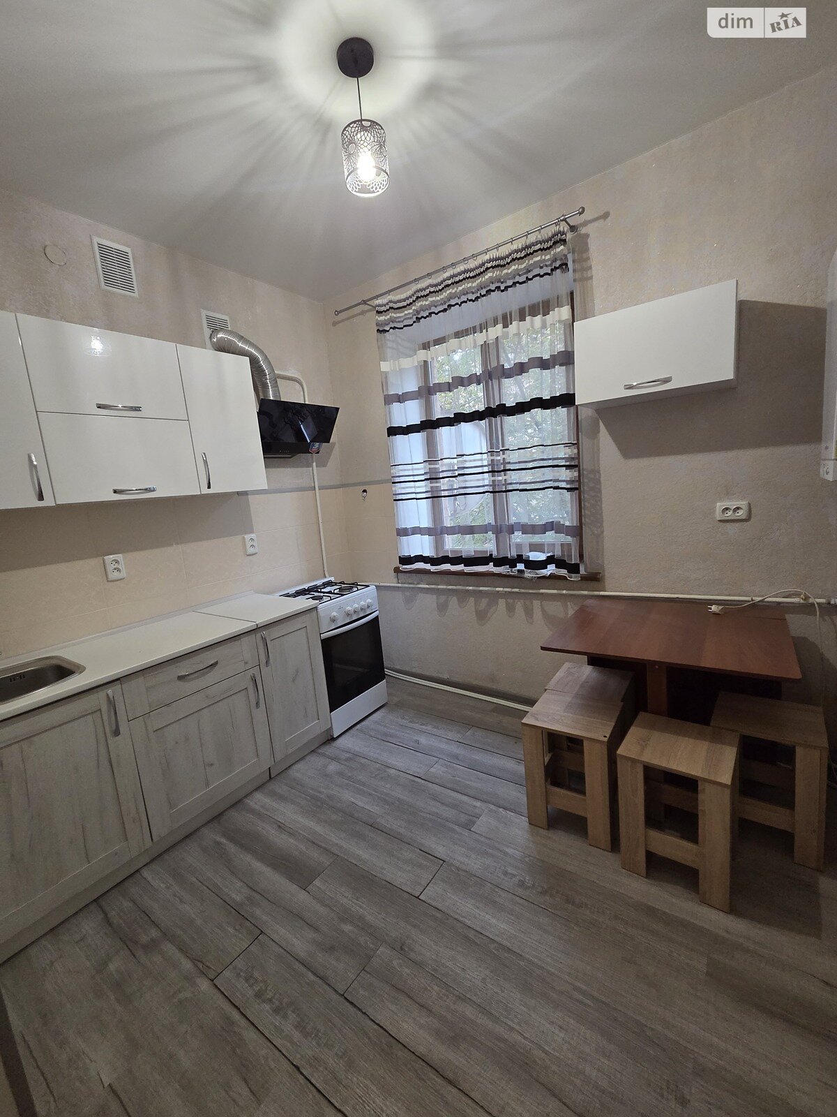 Продаж двокімнатної квартири в Вінниці, на вул. Князів Коріатовичів, район Центр фото 1 Продаж двокімнатної квартири в Вінниці, на вул. Князів Коріатовичів, район Центр фото 1