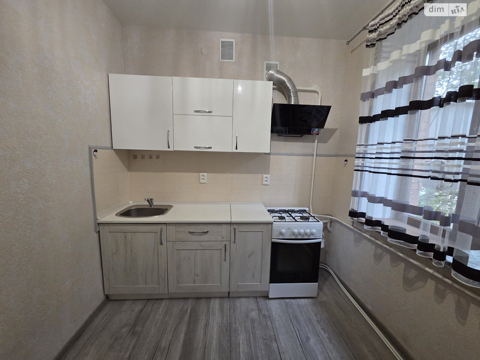 Продаж двокімнатної квартири в Вінниці, на вул. Князів Коріатовичів, район Центр фото 1 Продаж двокімнатної квартири в Вінниці, на вул. Князів Коріатовичів, район Центр фото 1