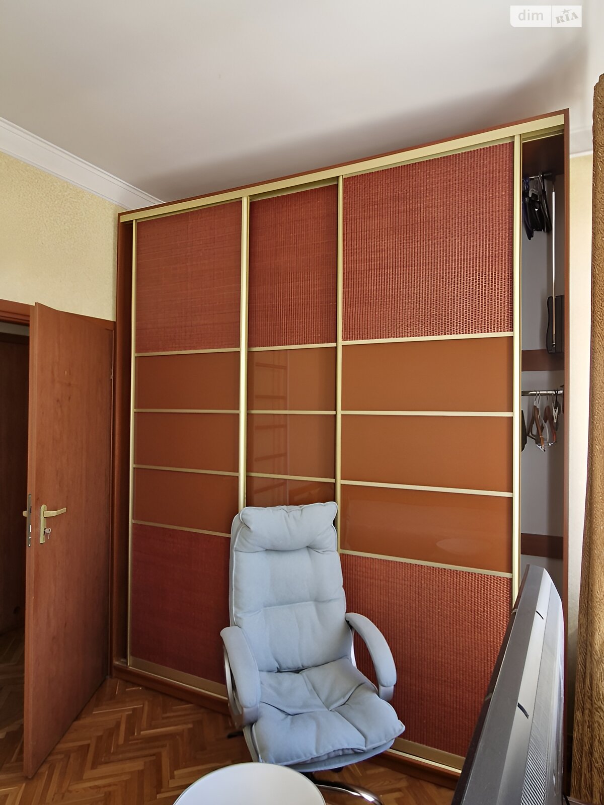 Продажа трехкомнатной квартиры в Виннице, на пер. Комунальный, район Центр фото 1 Продажа трехкомнатной квартиры в Виннице, на пер. Комунальный, район Центр фото 1