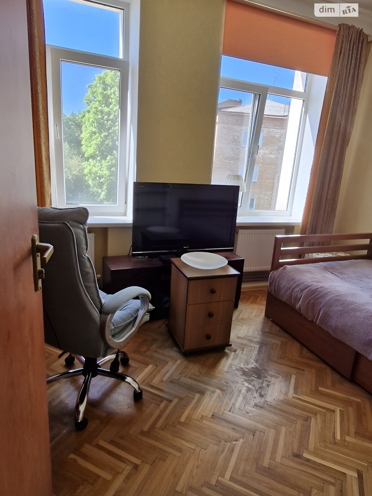Продажа трехкомнатной квартиры в Виннице, на пер. Комунальный, район Центр фото 1 Продажа трехкомнатной квартиры в Виннице, на пер. Комунальный, район Центр фото 1