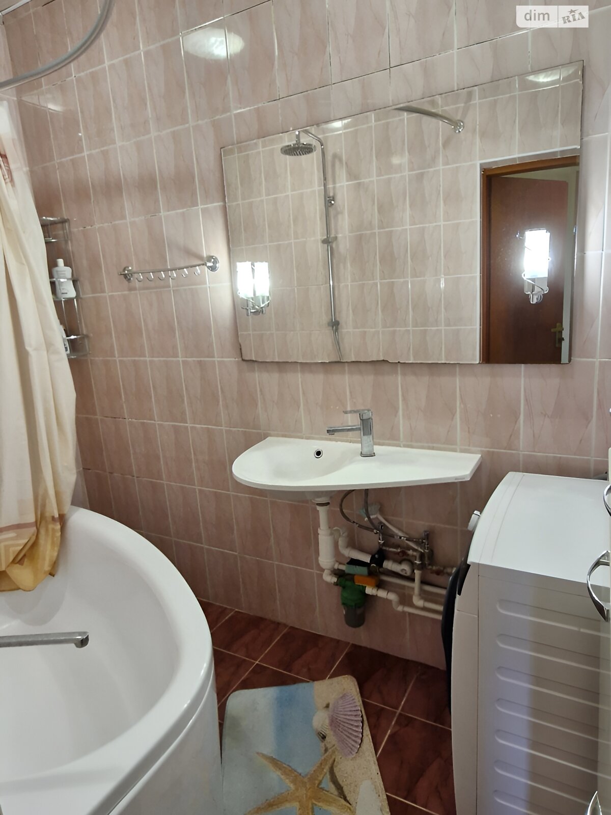 Продажа трехкомнатной квартиры в Виннице, на пер. Комунальный, район Центр фото 1 Продажа трехкомнатной квартиры в Виннице, на пер. Комунальный, район Центр фото 1