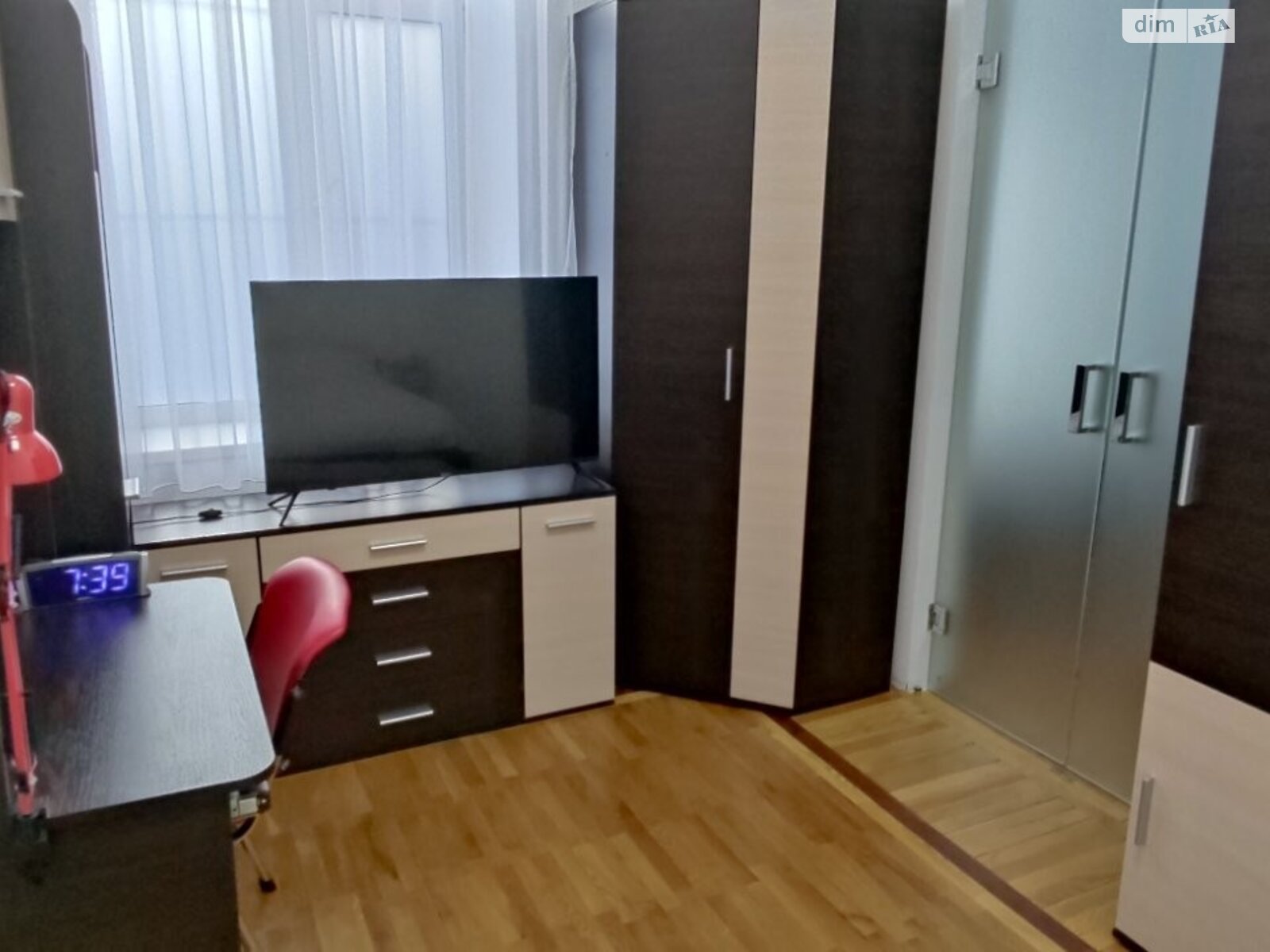 Продаж двокімнатної квартири в Вінниці, на вул. Олександра Соловйова, район Центр фото 1