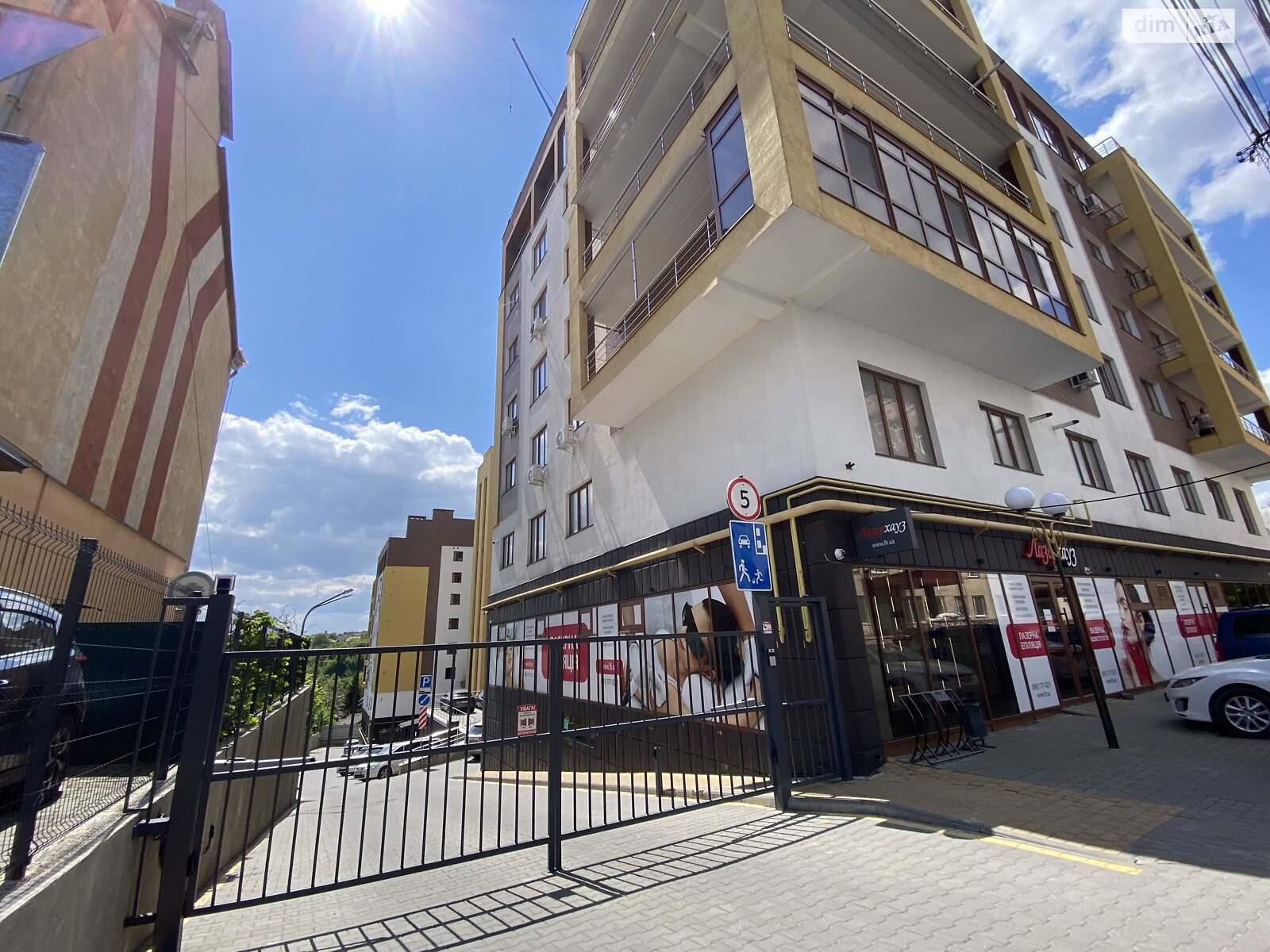 Продаж однокімнатної квартири в Вінниці, на вул. Монастирська 41, район Центр фото 1