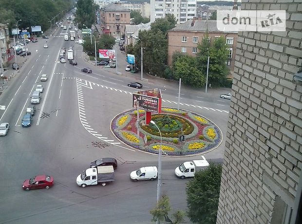 Продажа двухкомнатной квартиры в Виннице, на ул. Первомайская район Центр фото 1 Продажа двухкомнатной квартиры в Виннице, на ул. Первомайская район Центр фото 1