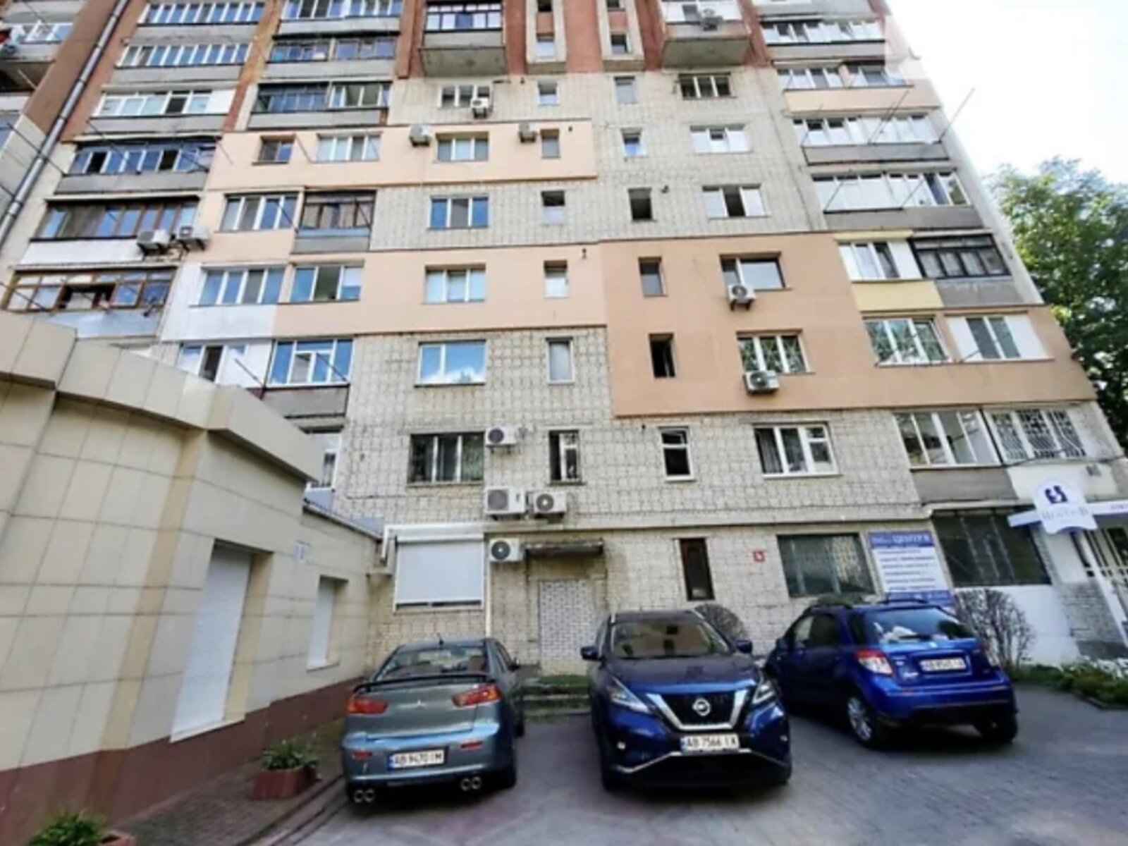 Продаж двокімнатної квартири в Вінниці, на вул. Пирогова 10, район Центр фото 1
