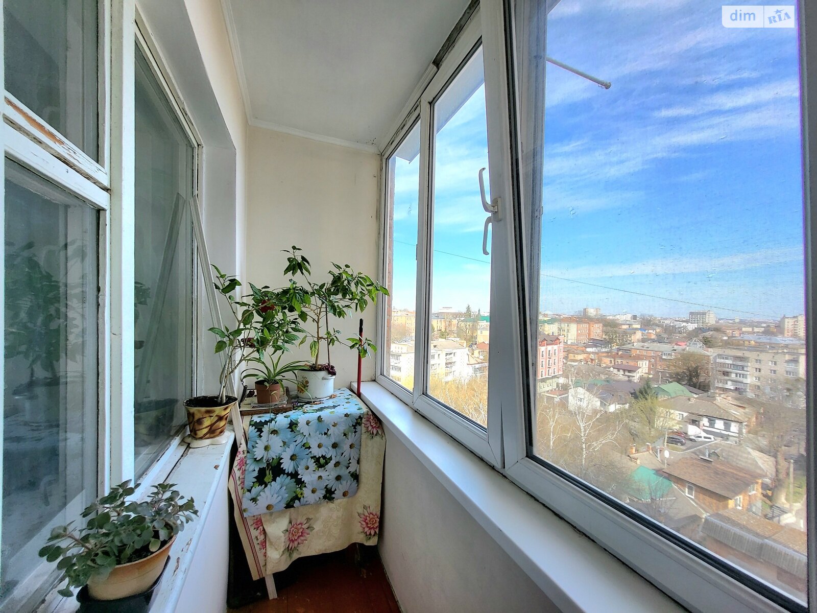 Продажа трехкомнатной квартиры в Виннице, на ул. Пирогова, район Центр фото 1 Продажа трехкомнатной квартиры в Виннице, на ул. Пирогова, район Центр фото 1