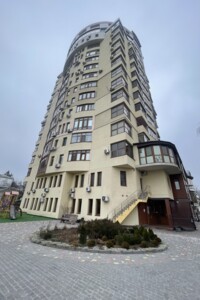 Продаж двокімнатної квартири в Вінниці, на вул. Степана Бандери, район Центр фото 2