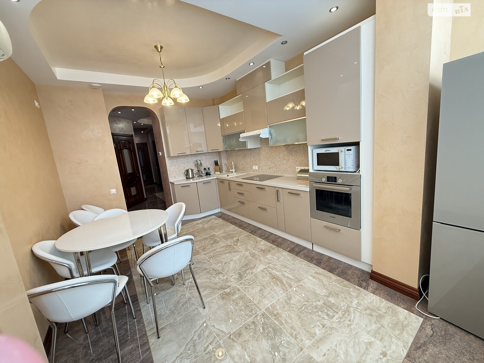 Продажа трехкомнатной квартиры в Виннице, на ул. Степана Бандеры 9, район Центр фото 1 Продажа трехкомнатной квартиры в Виннице, на ул. Степана Бандеры 9, район Центр фото 1