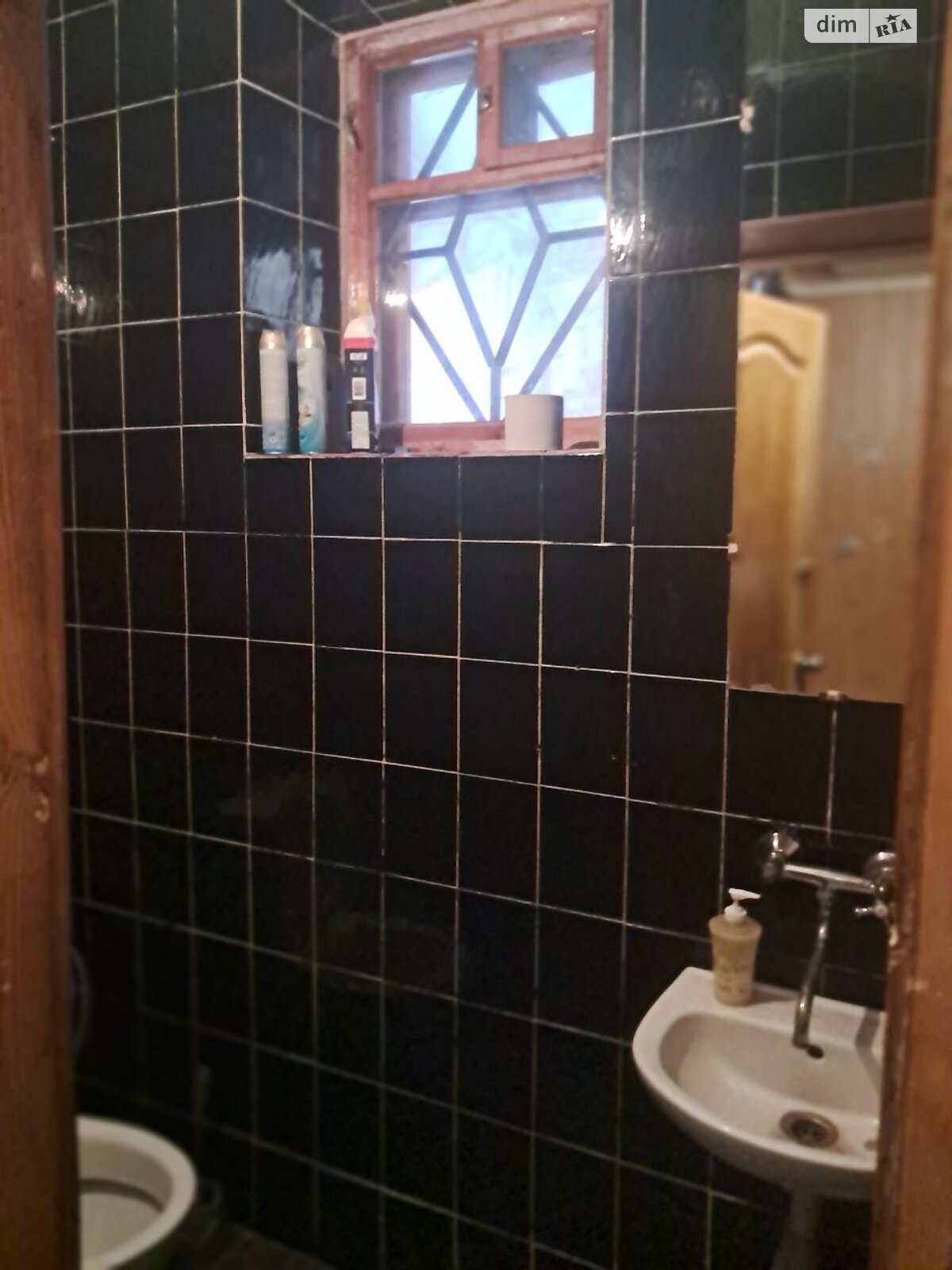 Продаж чотирикімнатної квартири в Вінниці, на вул. Степана Бандери, кв. 4, район Центр фото 1