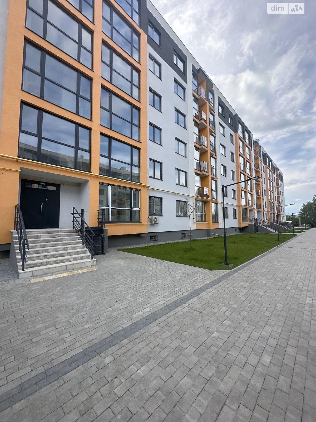 Продаж однокімнатної квартири в Березині, на вул. Райдужна 104, фото 1 Продаж однокімнатної квартири в Березині, на вул. Райдужна 104, фото 1