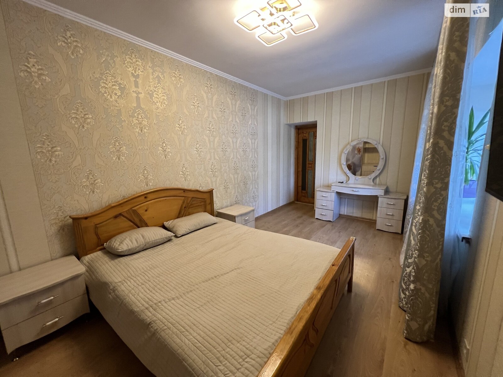 Продаж трикімнатної квартири в Вінниці, на вул. Марії Литвиненко-Вольгемут, район Урожай фото 1 Продаж трикімнатної квартири в Вінниці, на вул. Марії Литвиненко-Вольгемут, район Урожай фото 1