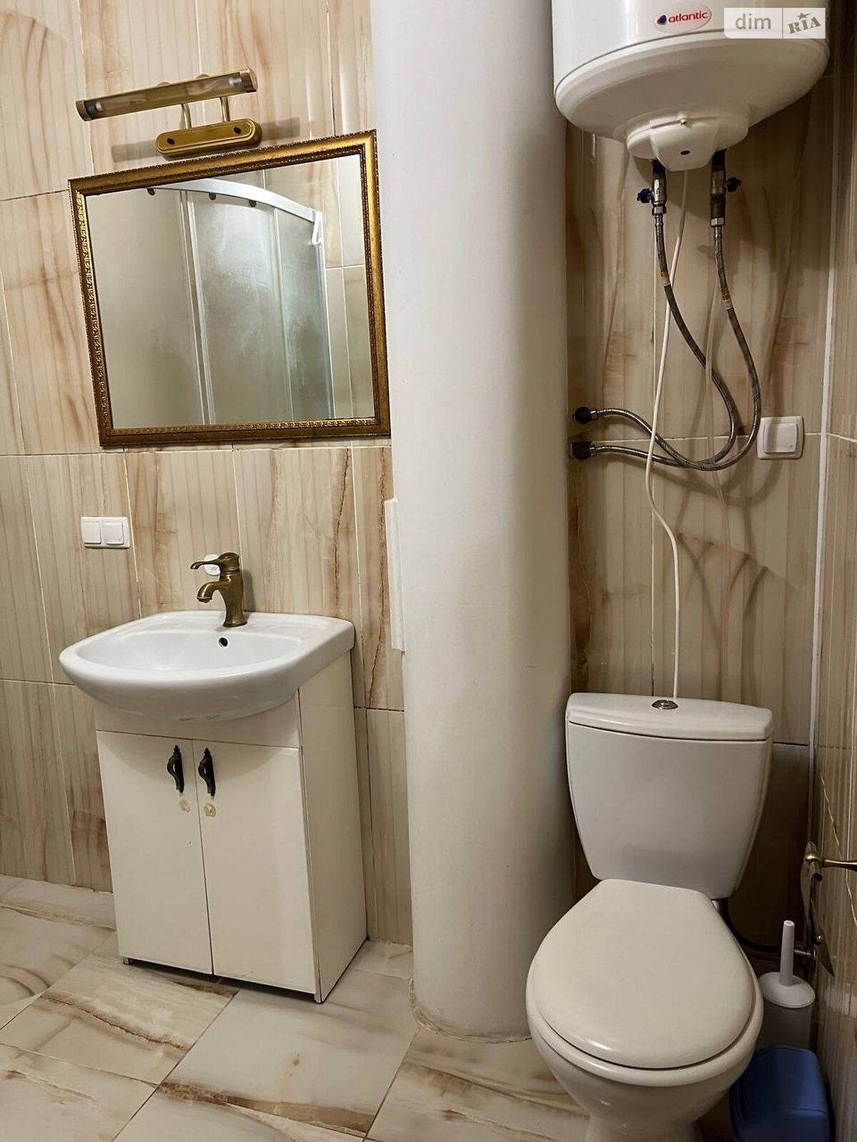 Продаж трикімнатної квартири в Вінниці, на вул. Марії Литвиненко-Вольгемут, район Урожай фото 1