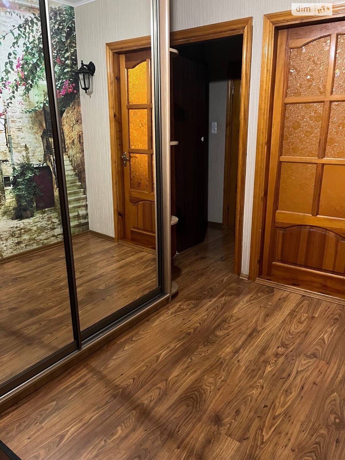 Продаж трикімнатної квартири в Вінниці, на вул. Марії Литвиненко-Вольгемут, район Урожай фото 1