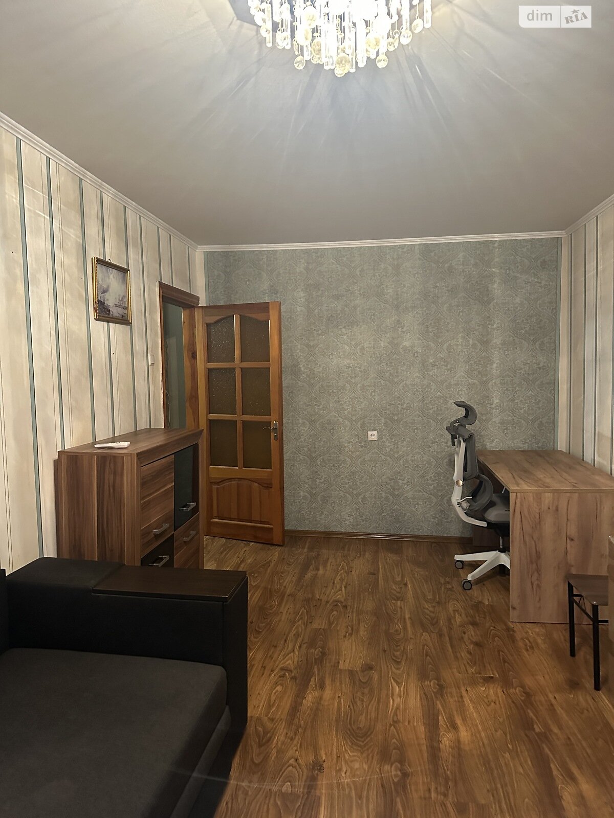 Продаж трикімнатної квартири в Вінниці, на вул. Марії Литвиненко-Вольгемут, район Урожай фото 1