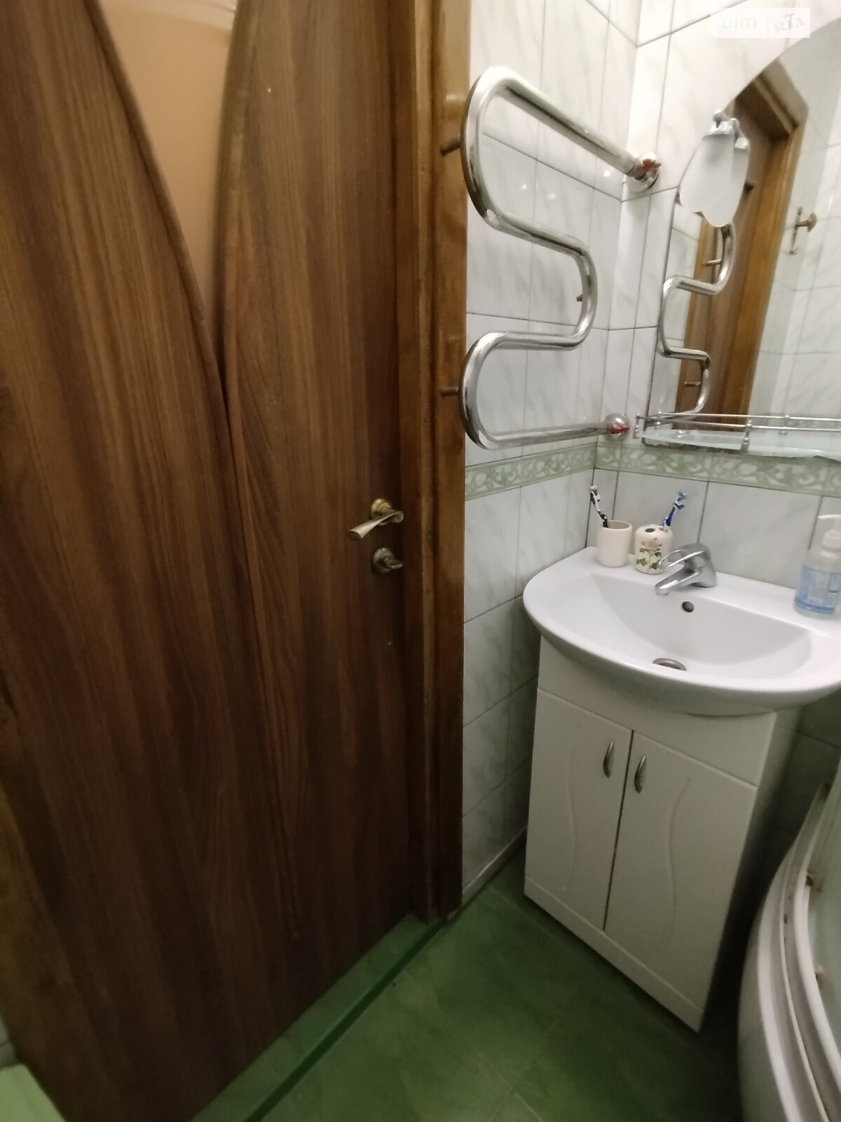 Продажа трехкомнатной квартиры в Виннице, на ул. Матроса Кошки 42, район Урожай фото 1 Продажа трехкомнатной квартиры в Виннице, на ул. Матроса Кошки 42, район Урожай фото 1