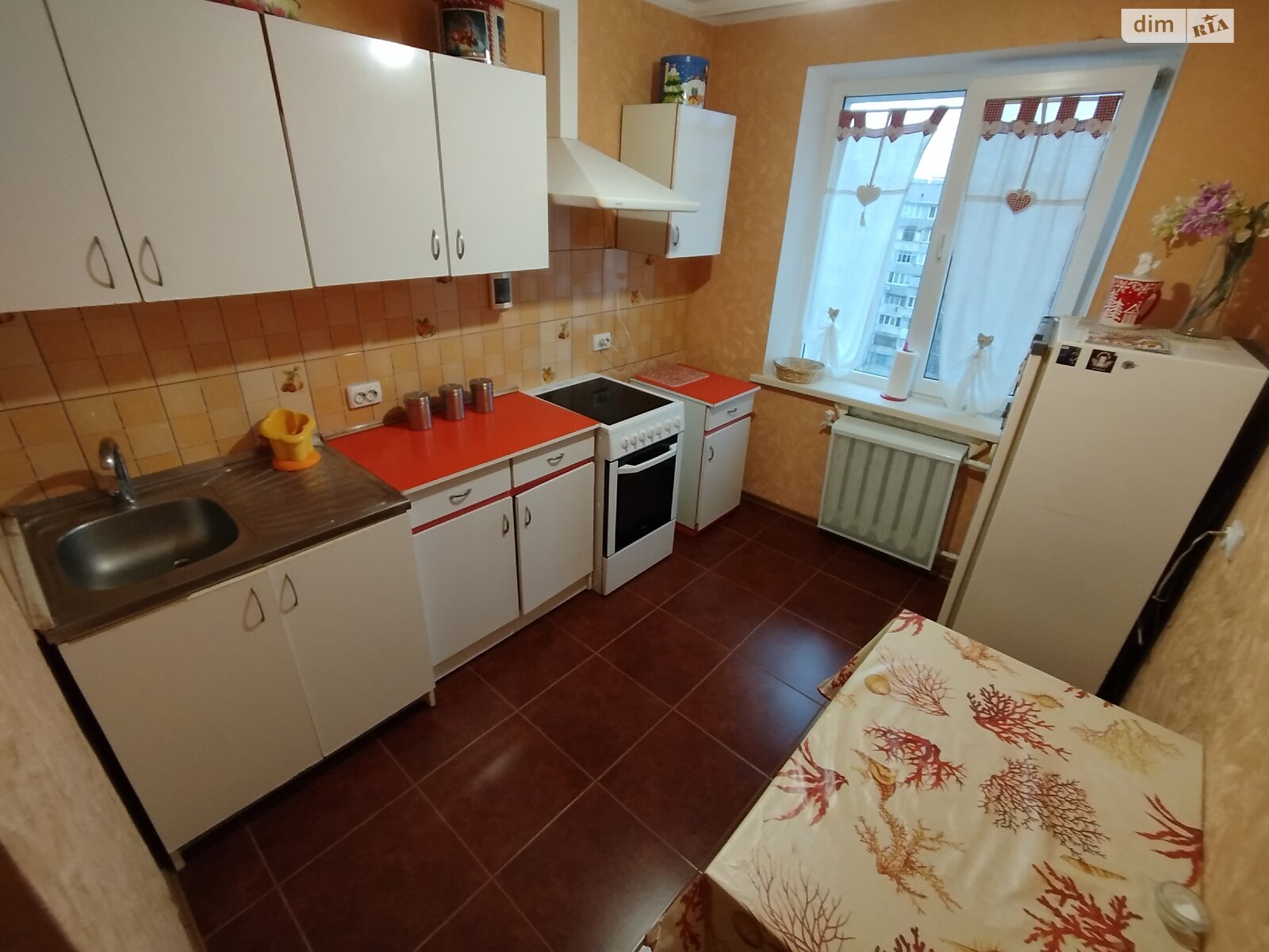 Продажа трехкомнатной квартиры в Виннице, на ул. Матроса Кошки 42, район Урожай фото 1 Продажа трехкомнатной квартиры в Виннице, на ул. Матроса Кошки 42, район Урожай фото 1