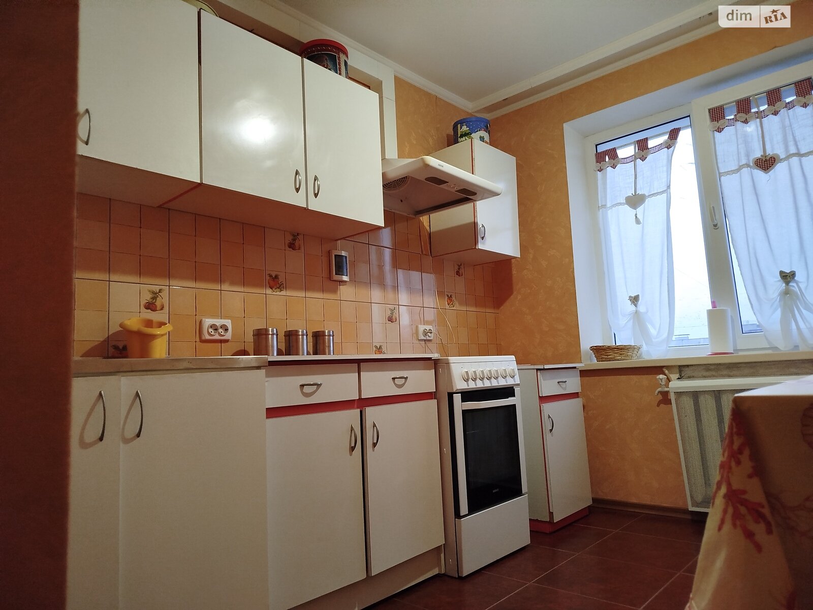 Продажа трехкомнатной квартиры в Виннице, на ул. Матроса Кошки 42, район Урожай фото 1 Продажа трехкомнатной квартиры в Виннице, на ул. Матроса Кошки 42, район Урожай фото 1