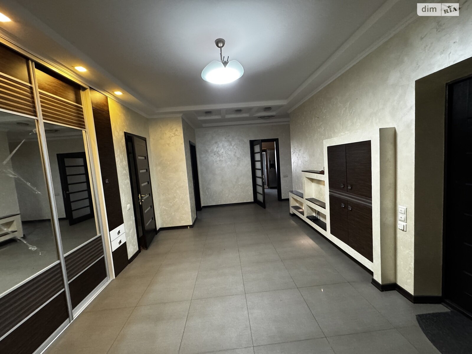 Продажа трехкомнатной квартиры в Виннице, на ул. Пирогова 39, район Урожай фото 1