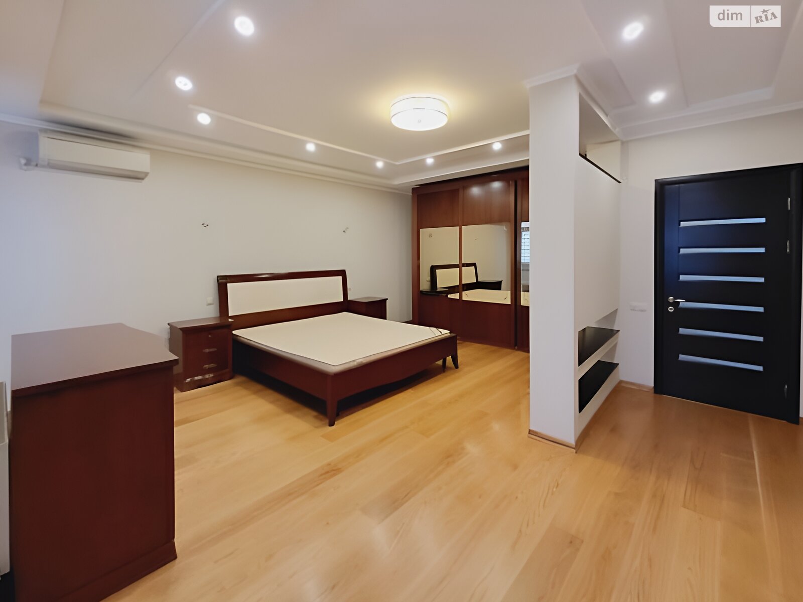 Продажа трехкомнатной квартиры в Виннице, на ул. Пирогова 39, район Урожай фото 1