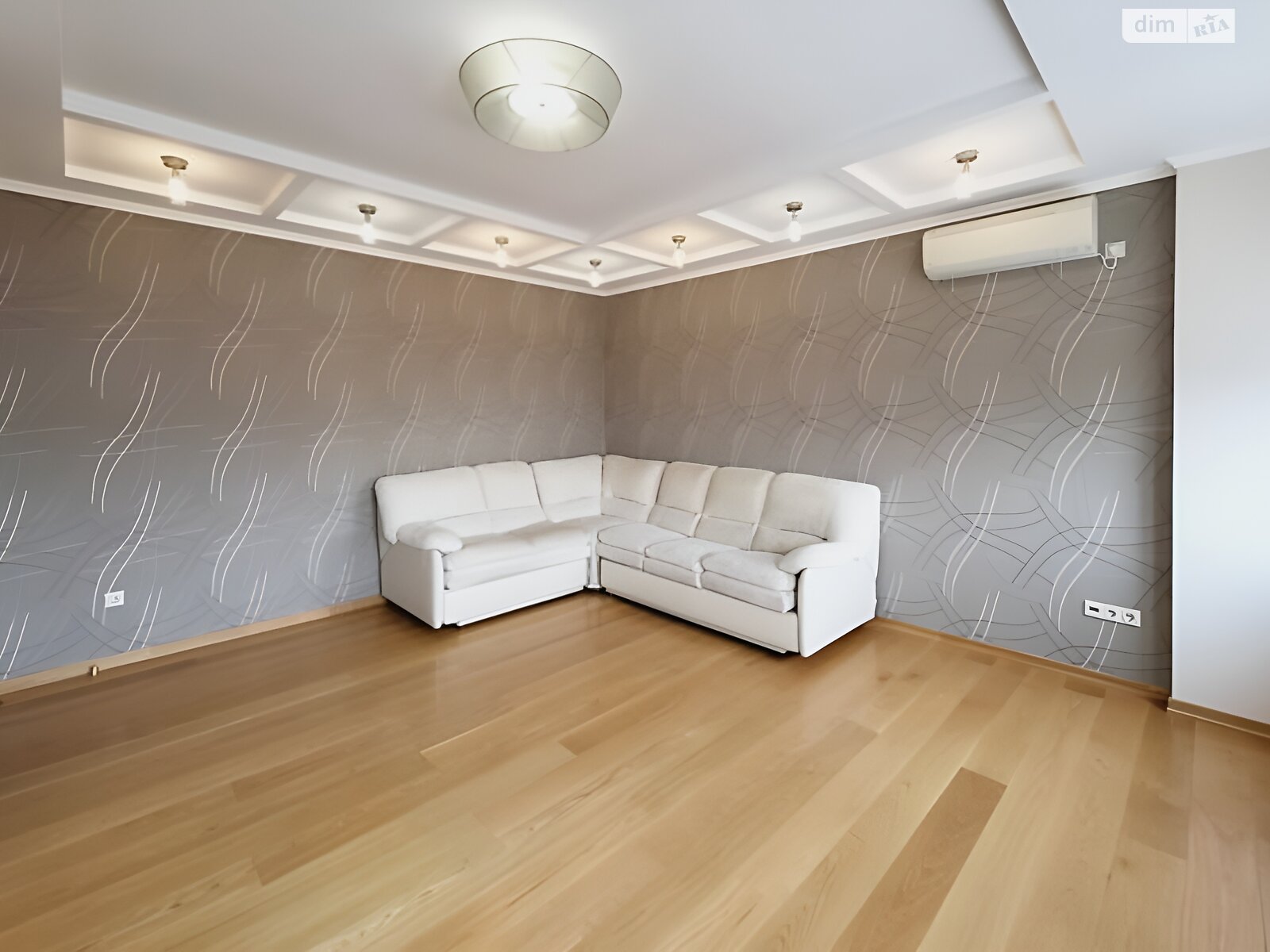 Продажа трехкомнатной квартиры в Виннице, на ул. Пирогова 39, район Урожай фото 1