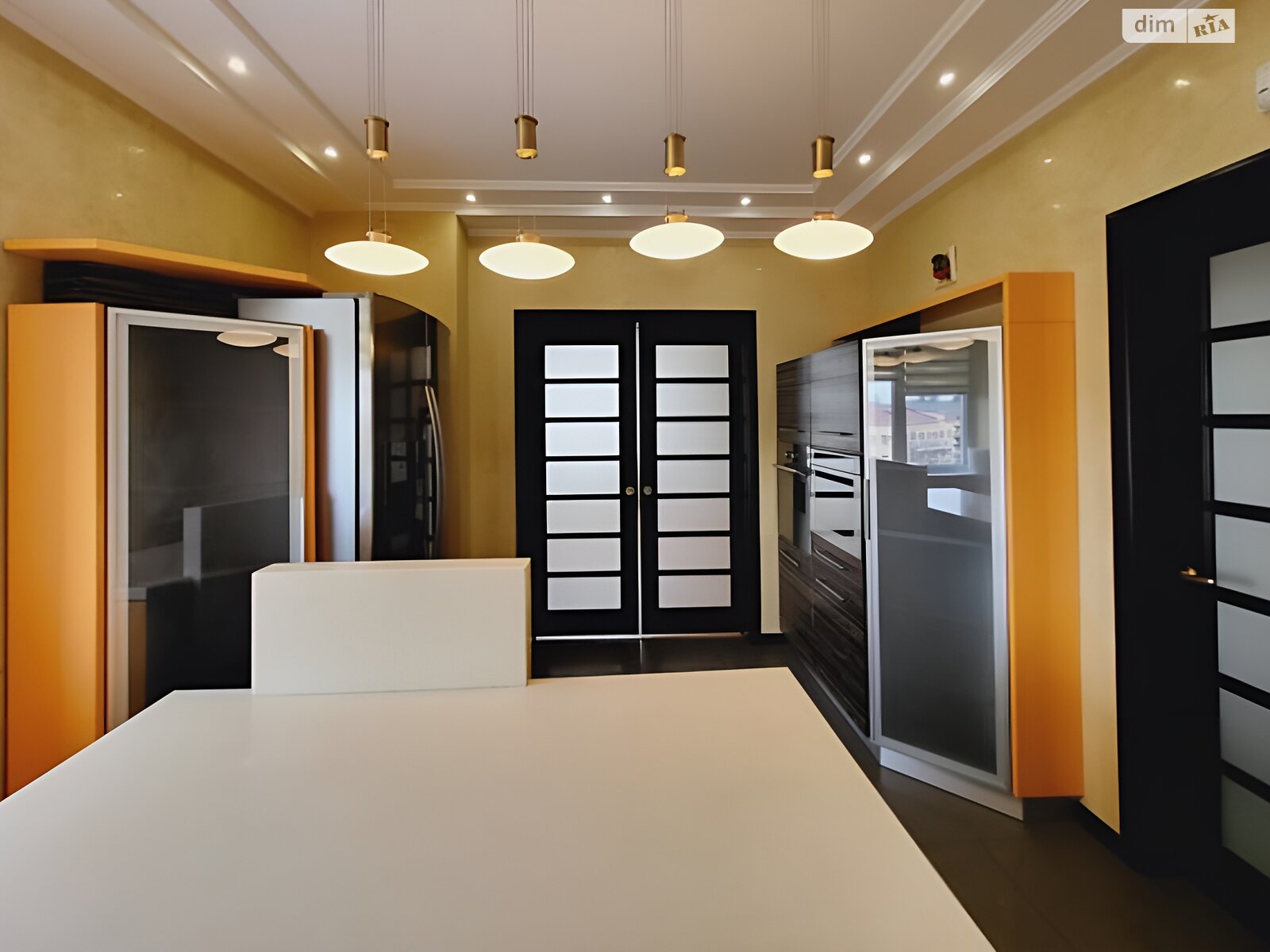 Продажа трехкомнатной квартиры в Виннице, на ул. Пирогова 39, район Урожай фото 1