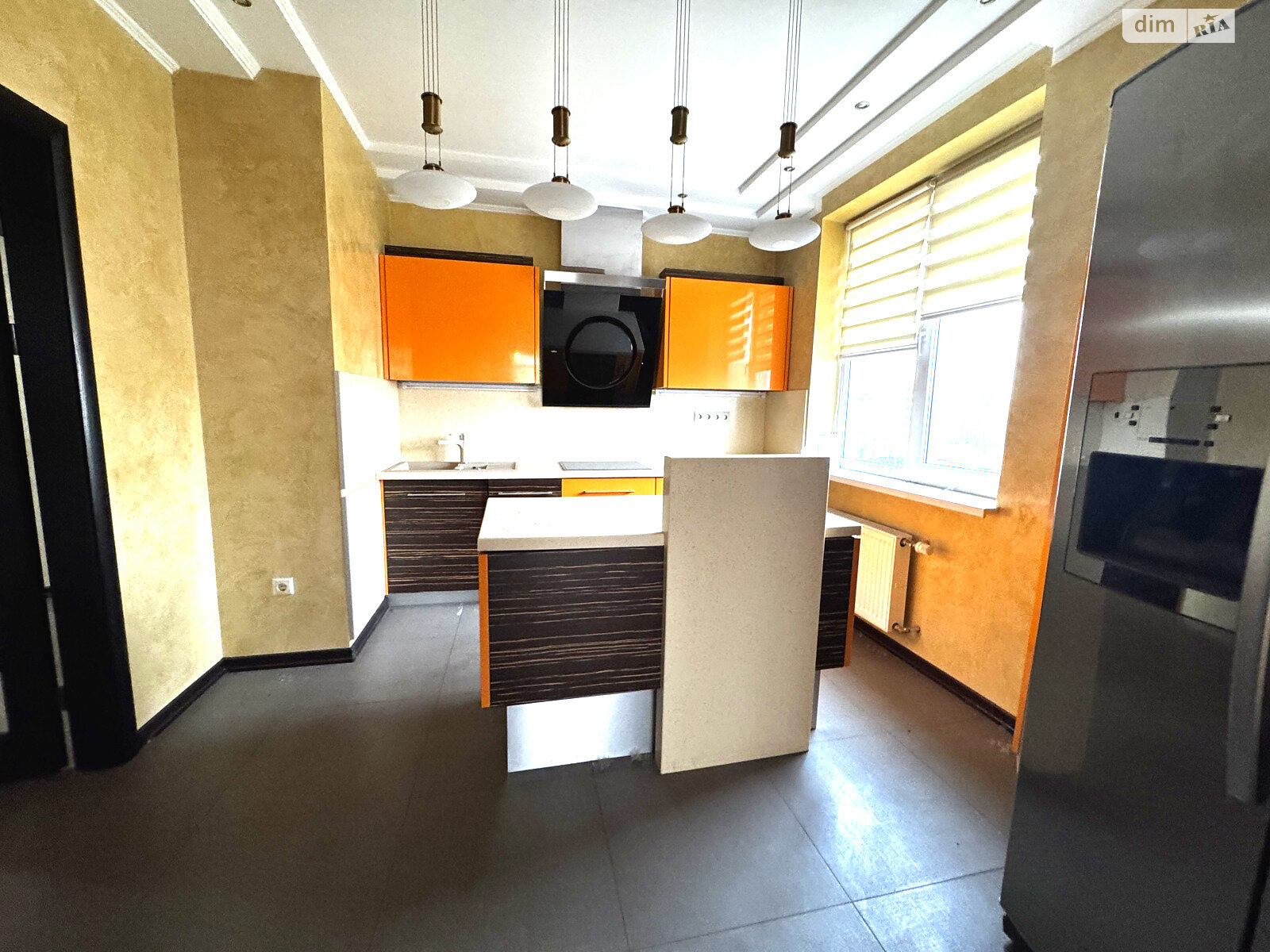 Продажа трехкомнатной квартиры в Виннице, на ул. Пирогова 39, район Урожай фото 1