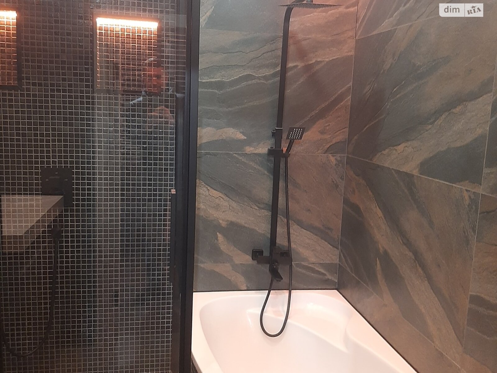 Продаж двокімнатної квартири в Вінниці, на вул. Василя Порика, район Вишенька фото 1 Продаж двокімнатної квартири в Вінниці, на вул. Василя Порика, район Вишенька фото 1